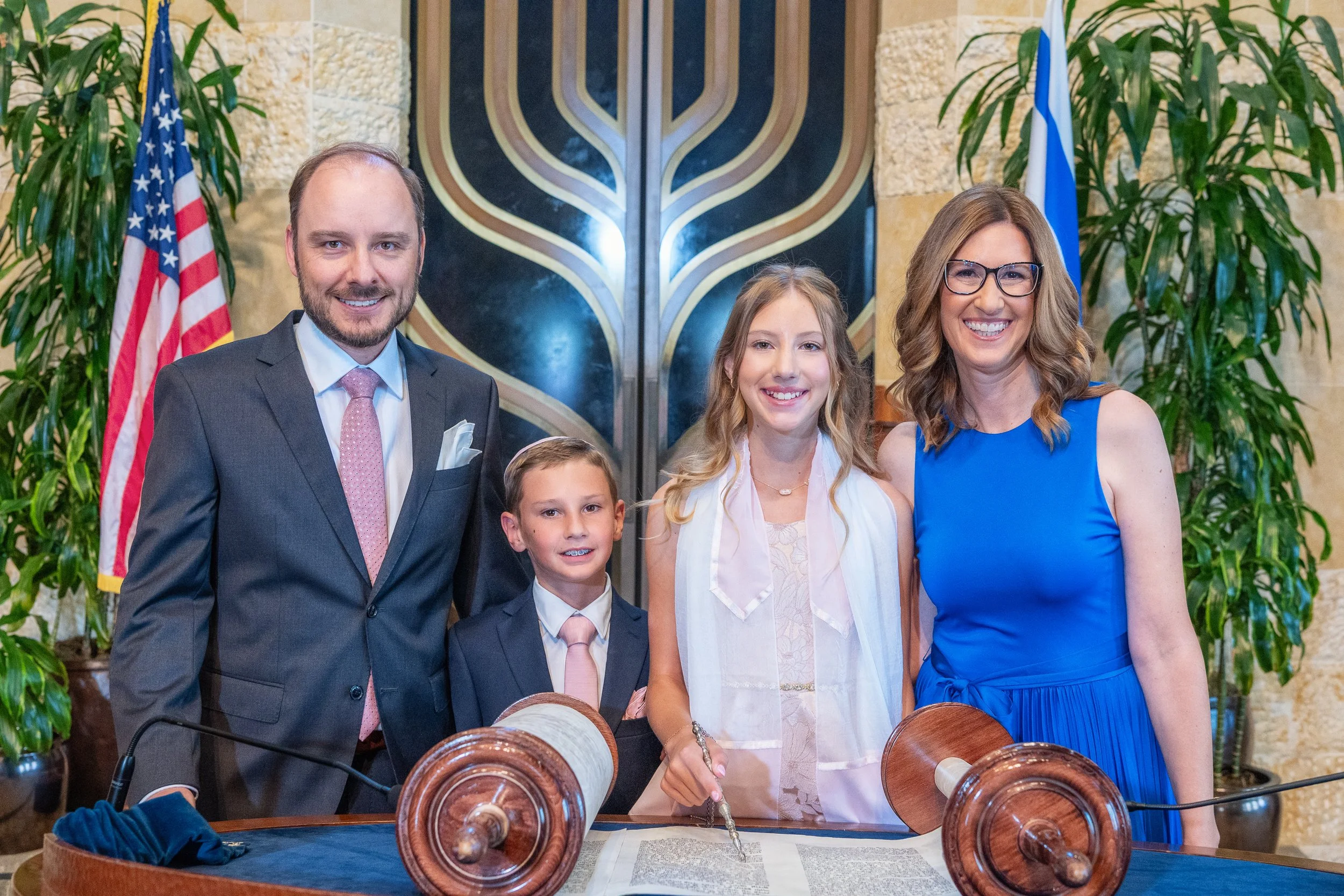 EMMA'S  BAT MITZVAH  CEREMONY0337.jpg