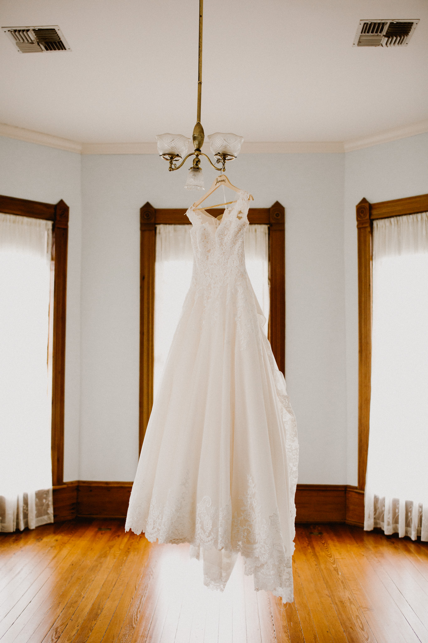 Friedrich -- Historic Home Wedding-6.jpg