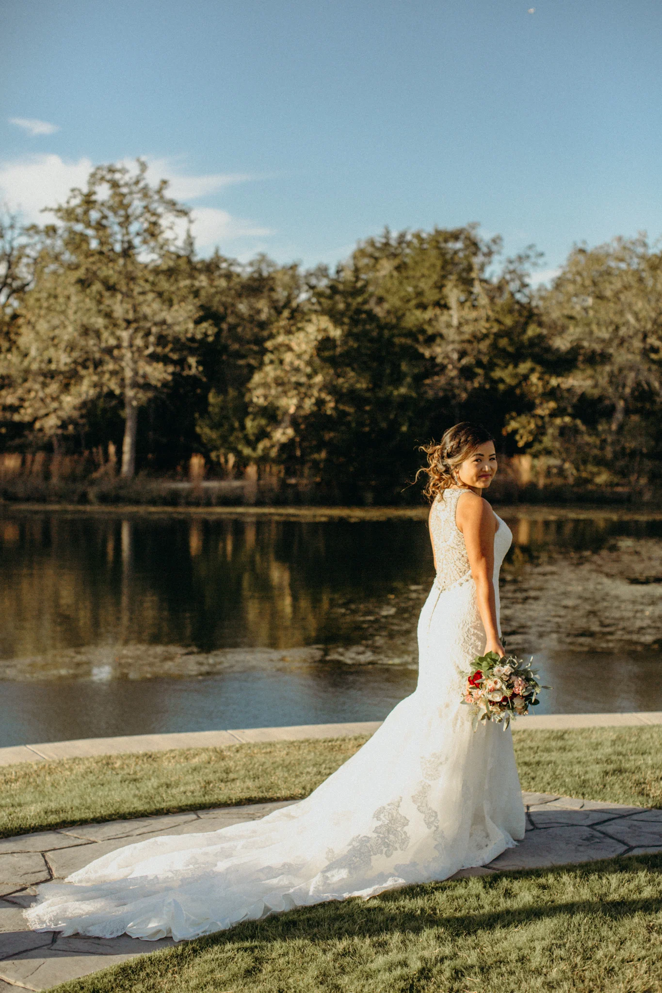 Hannah Valentine Bridal Portraits-32.jpg