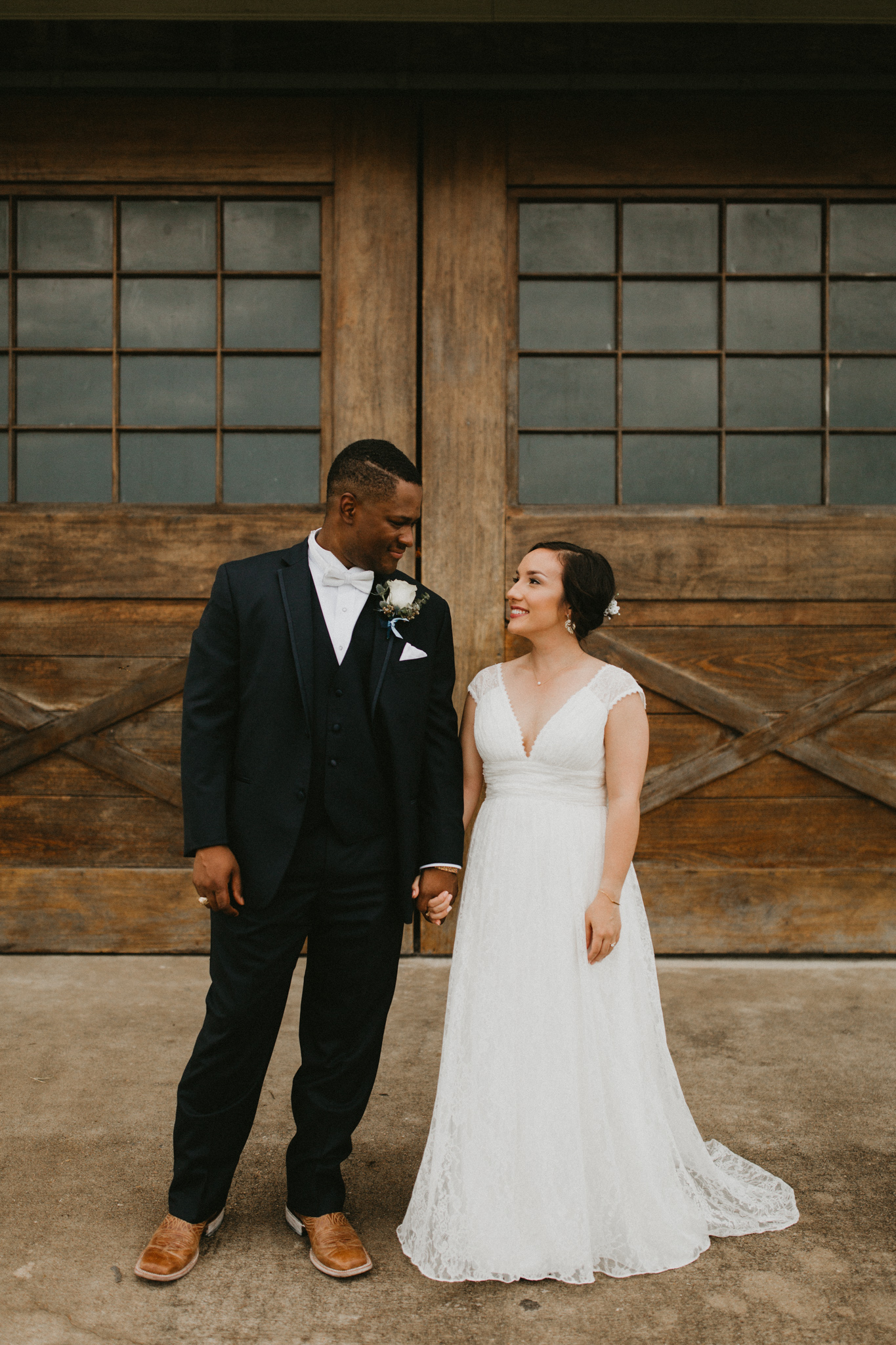 Relaxed Texas Outdoor Wedding in Hill Country-22.jpg