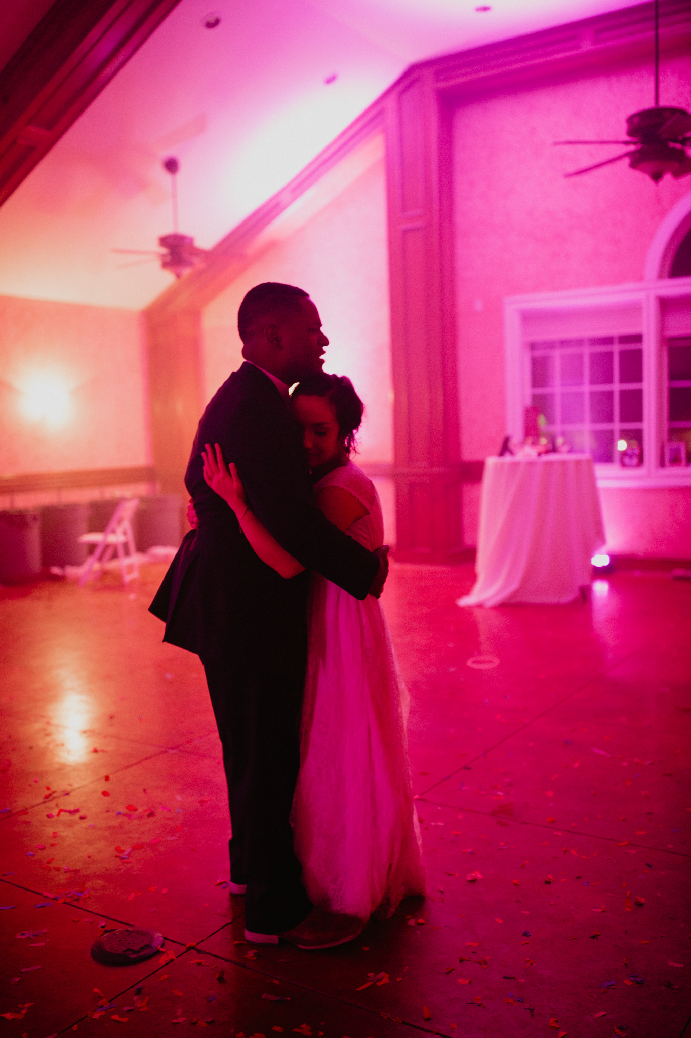 Relaxed Texas Outdoor Wedding in Hill Country-110.jpg