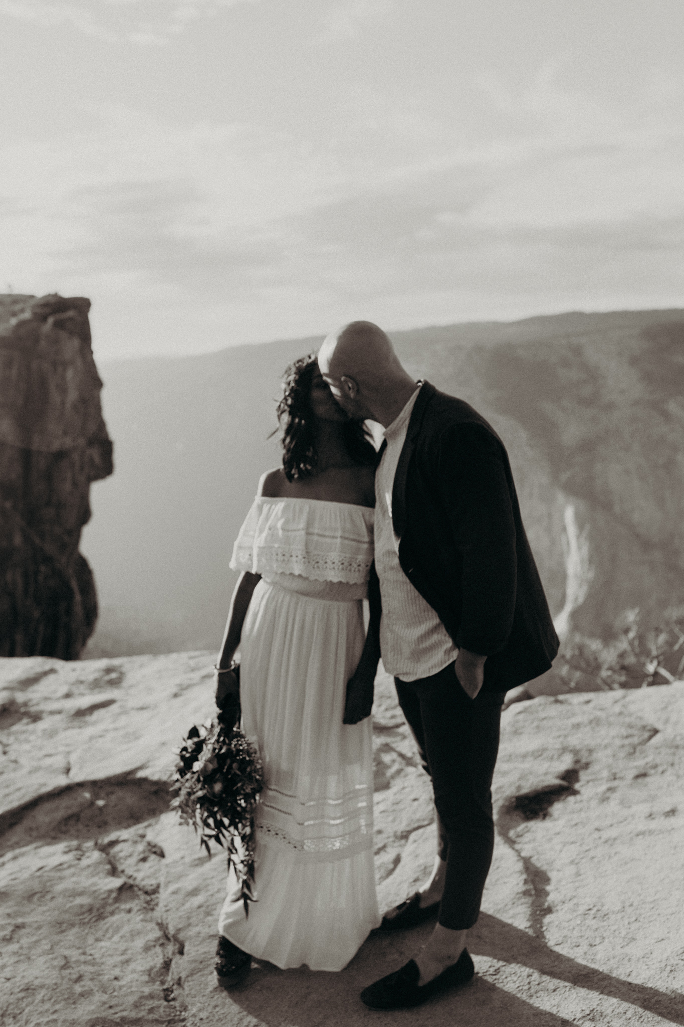 Yosemite Elopement Sunset Taft Point-48.jpg