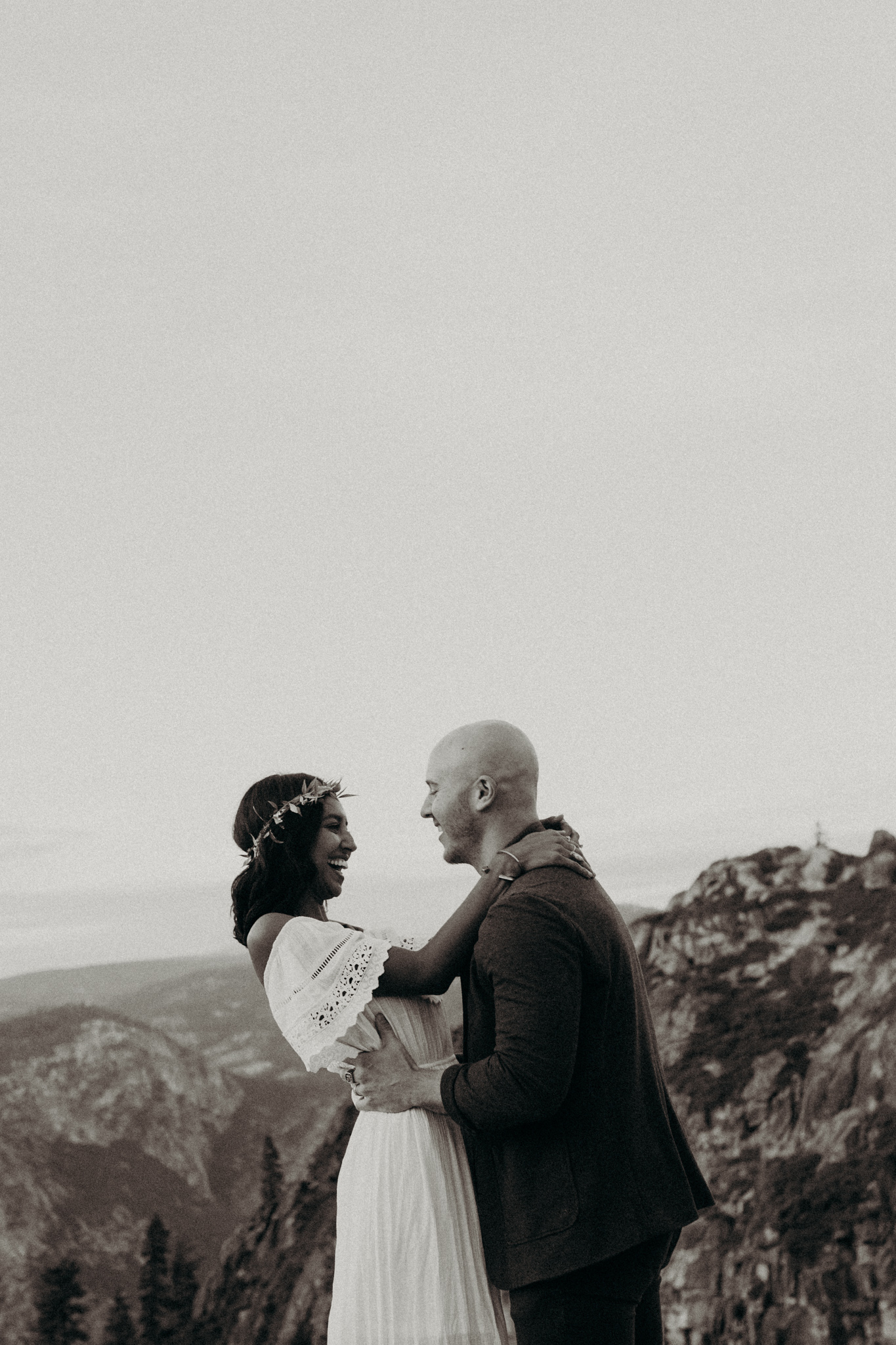 Yosemite Elopement Sunset Taft Point-90.jpg