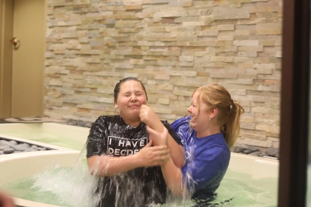 MARLEY GOT BAPTIZED !!!🥳🕊️
We love Marley and the fun she brings into every room! On Wednesday night, we celebrated her incredible decision to get baptized!
She knows that baptism isn’t the finish line, it’s the beginning of a new life