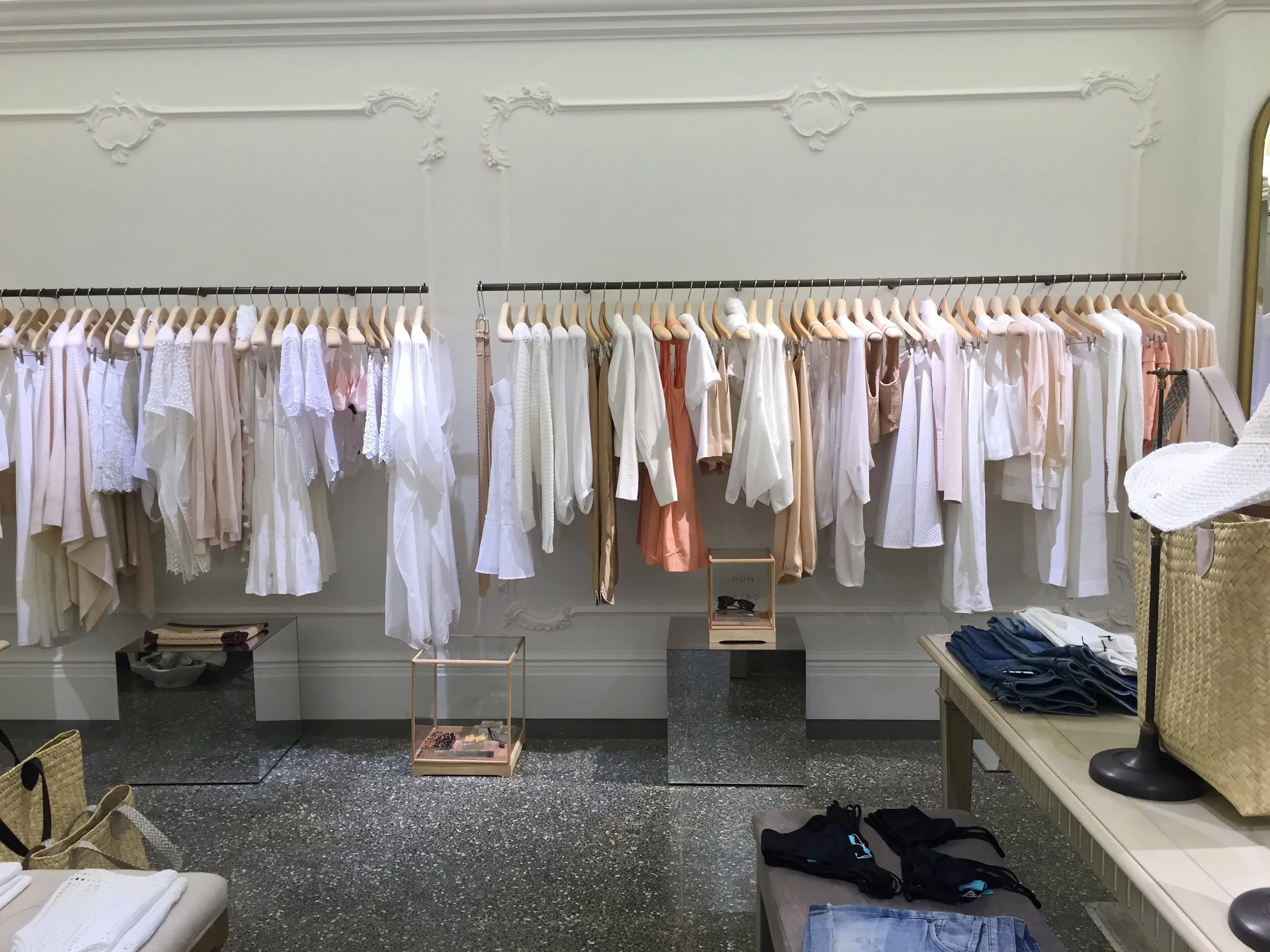 IMG_1746CMRightWhiteCoralDisplayRack.jpg