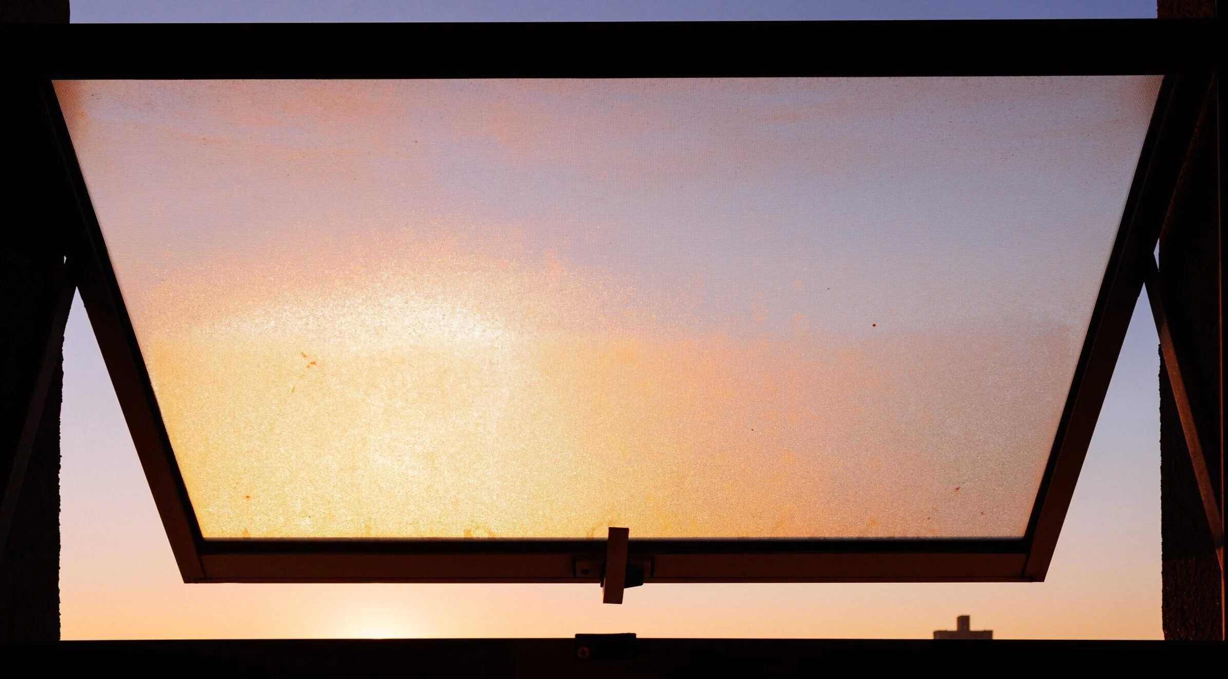 dawn-dusk-silhouette-2186260.jpg