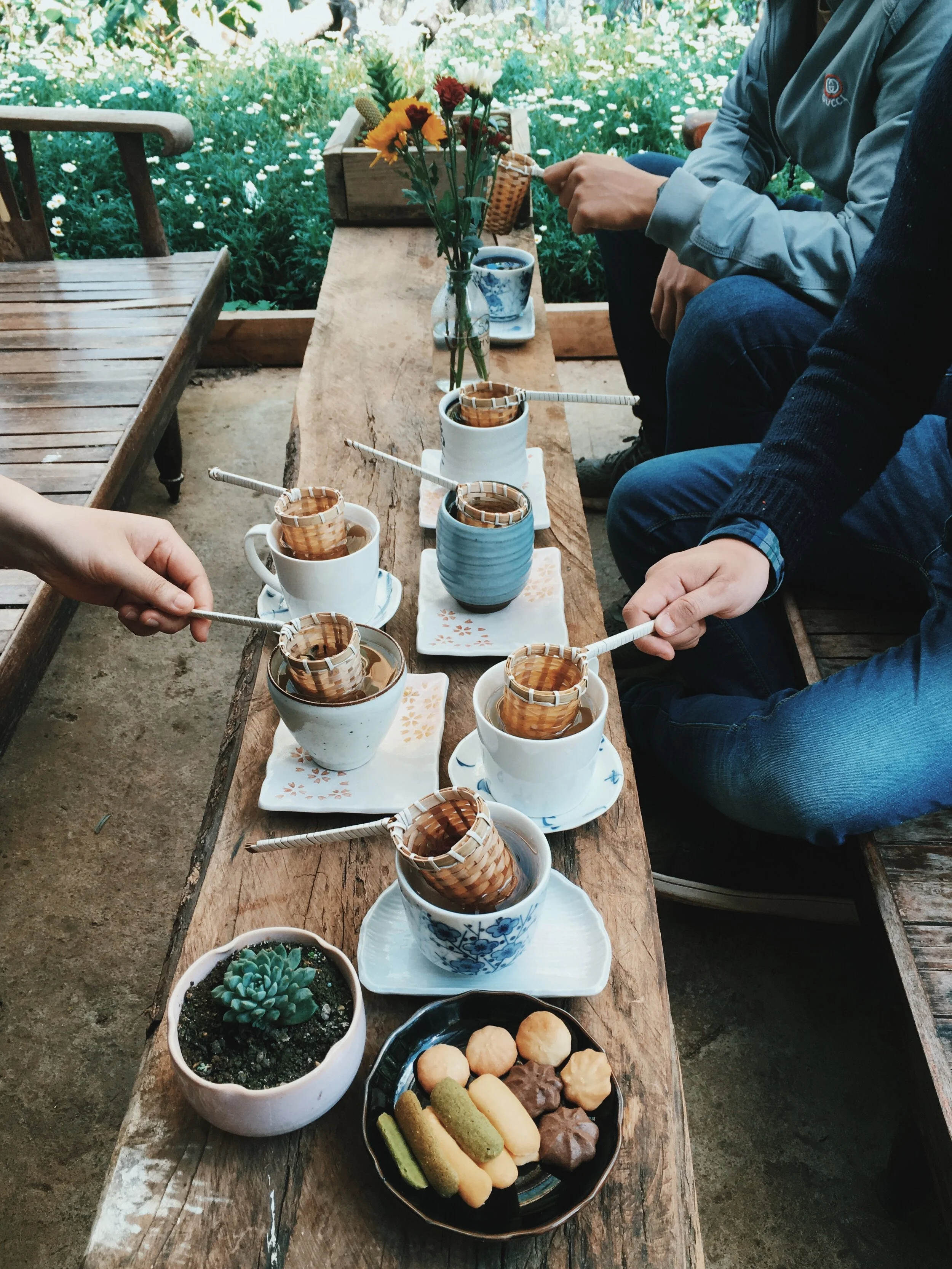 break-time-container-culture-1297340.jpg