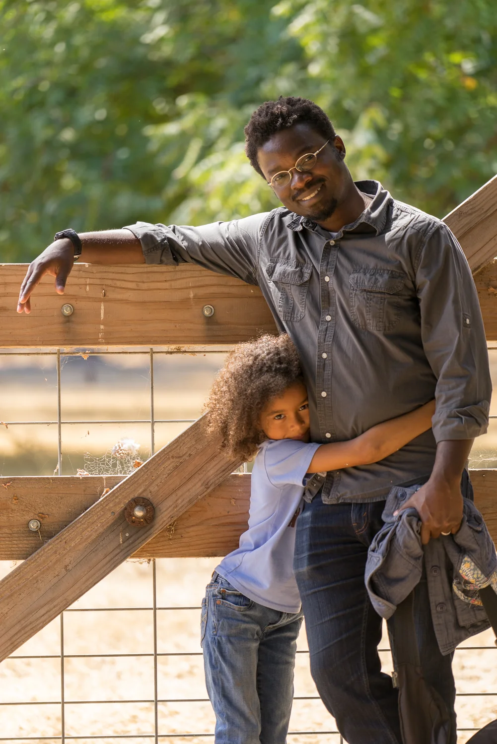 father and daughter at the farm- Ardenwood family photographer