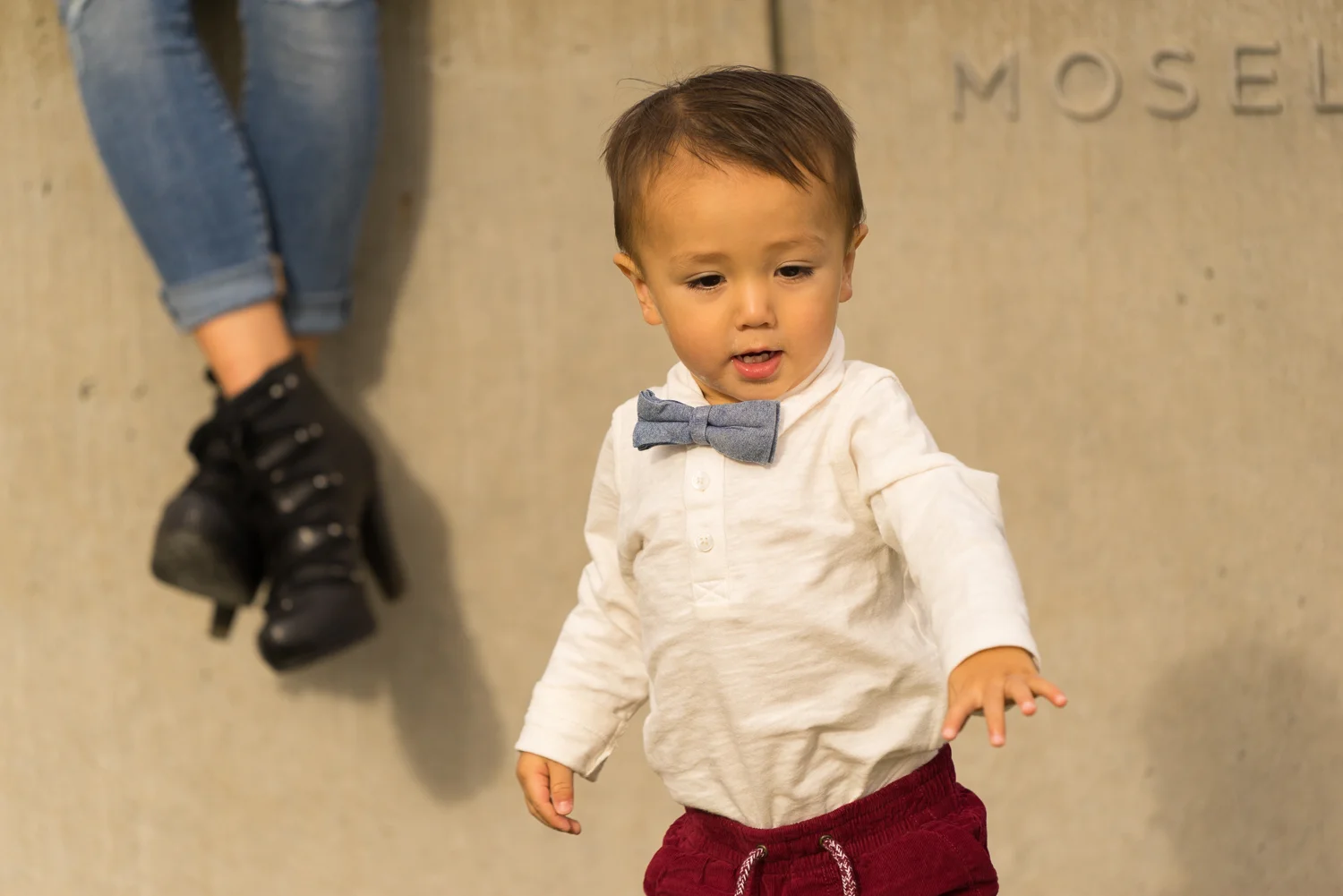 toddler with mothers shoes-SF Bay Area family photos
