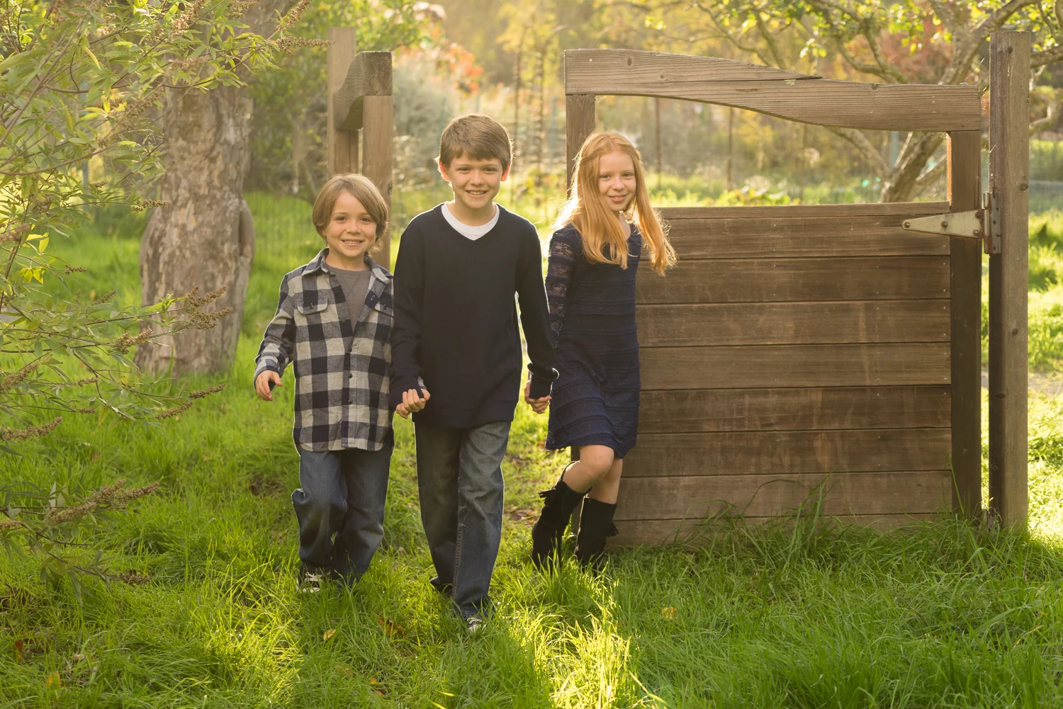 three children at the gardens-East Bay lifestyle photographer