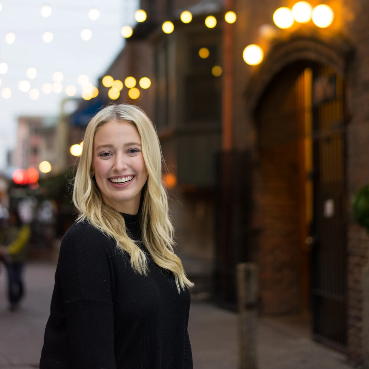 high school girl in the city-SF urban senior portraits
