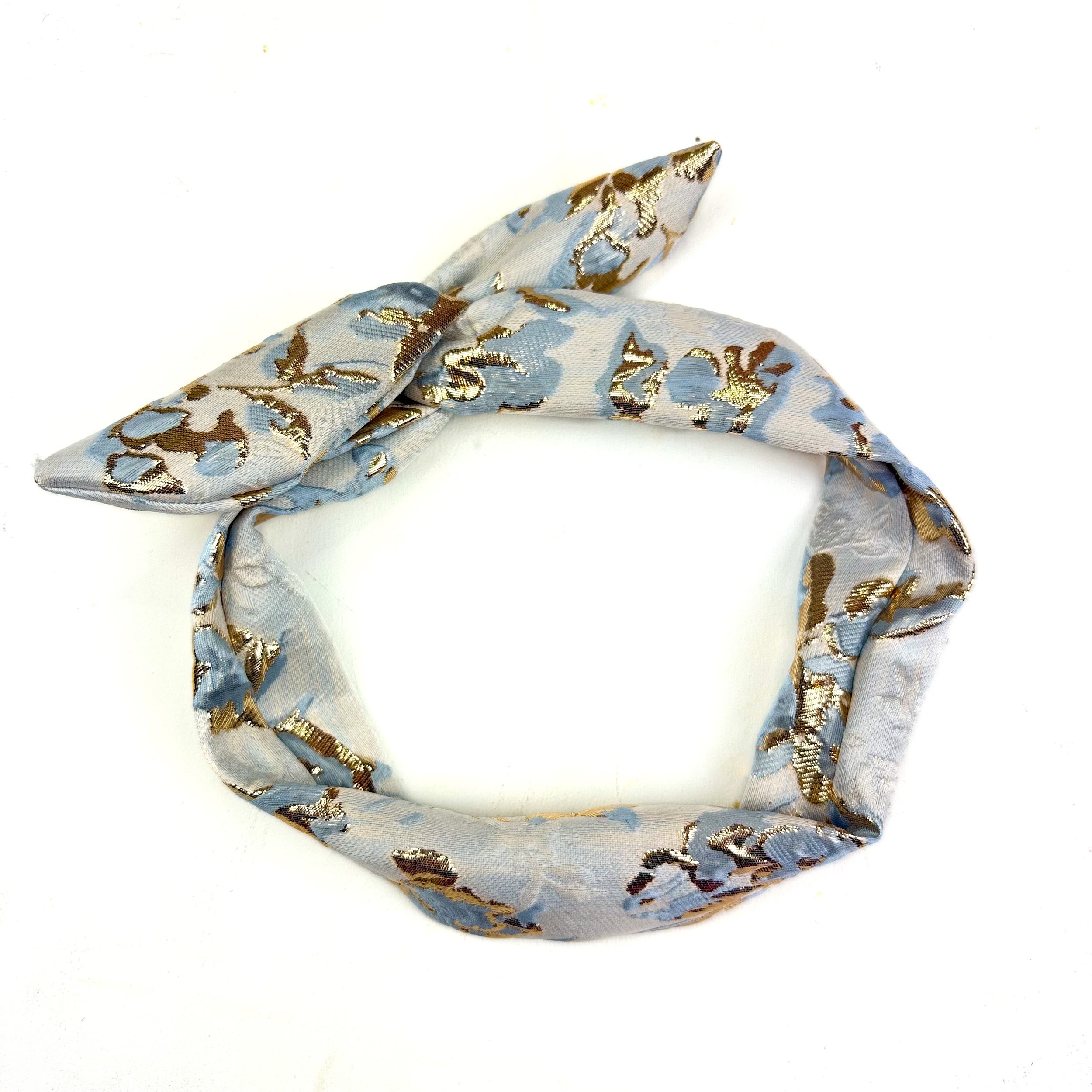 No Headache Headband in Light Blue Brocade