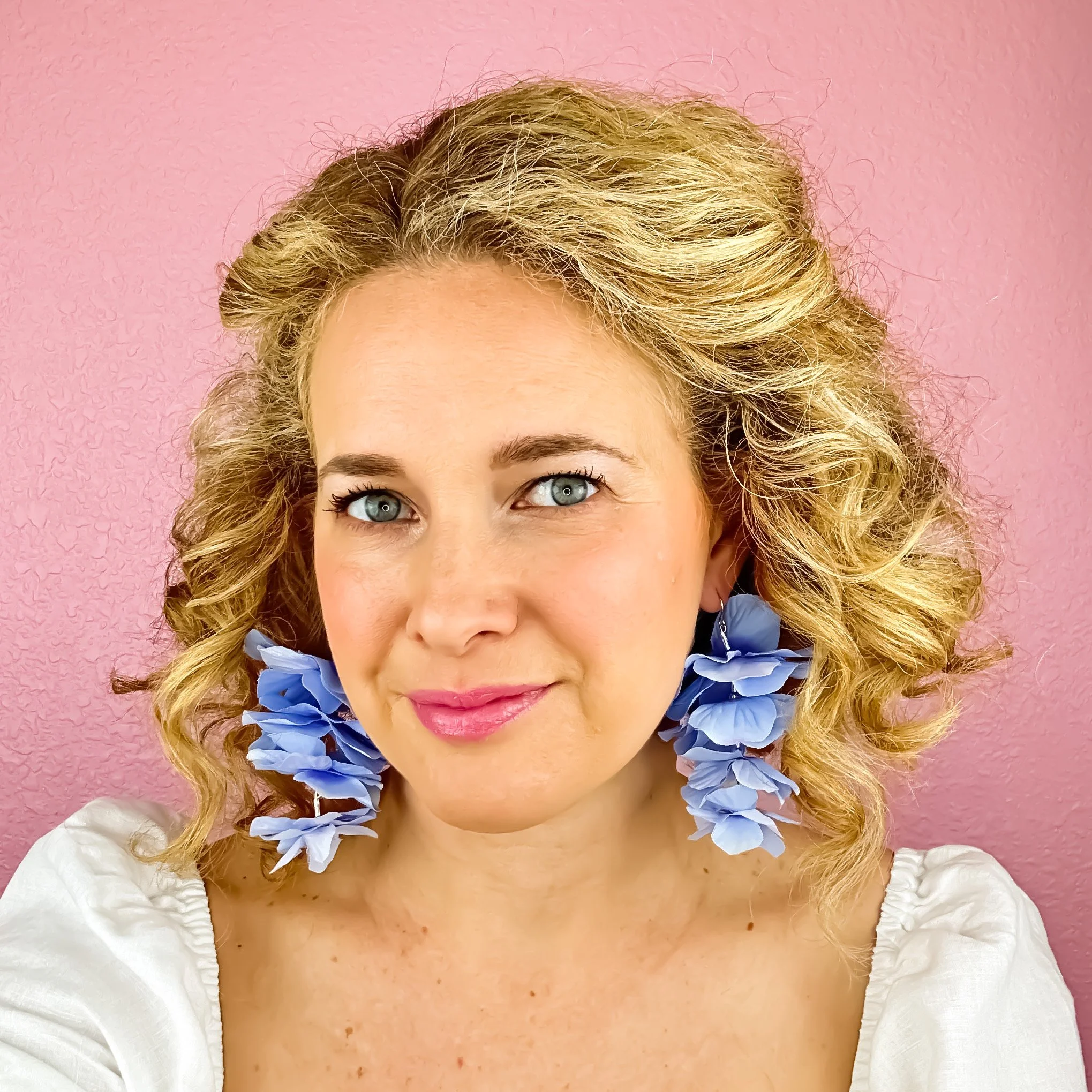 Cascading Blooms Earrings in Periwinkle