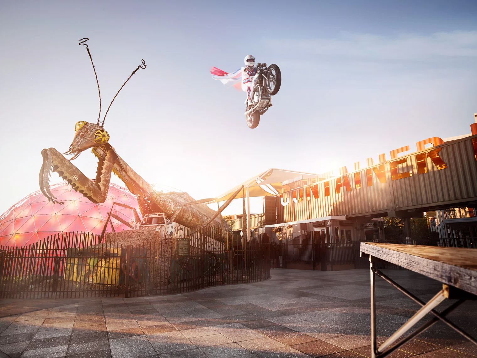 SHRM15_LVS_EVEL_KNIEVEL_CADE_V2_R.jpg