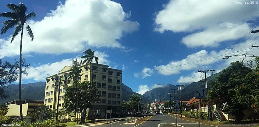 wailuku happy hour