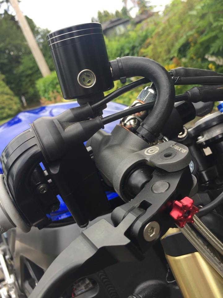 Brembo 19x18. Sourced used with a bent lever, which was replaced with a folding unit.