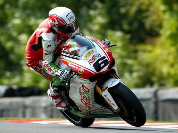 michael_rutter_post_oulton_park_2011.jpg