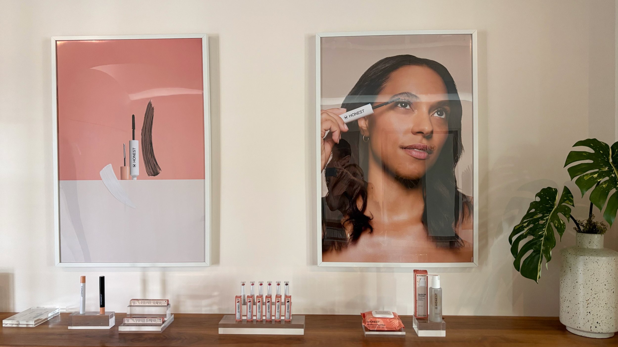 HonestCo_Showroom_Visual_Merchandising_Styling_Beauty_02B.jpg
