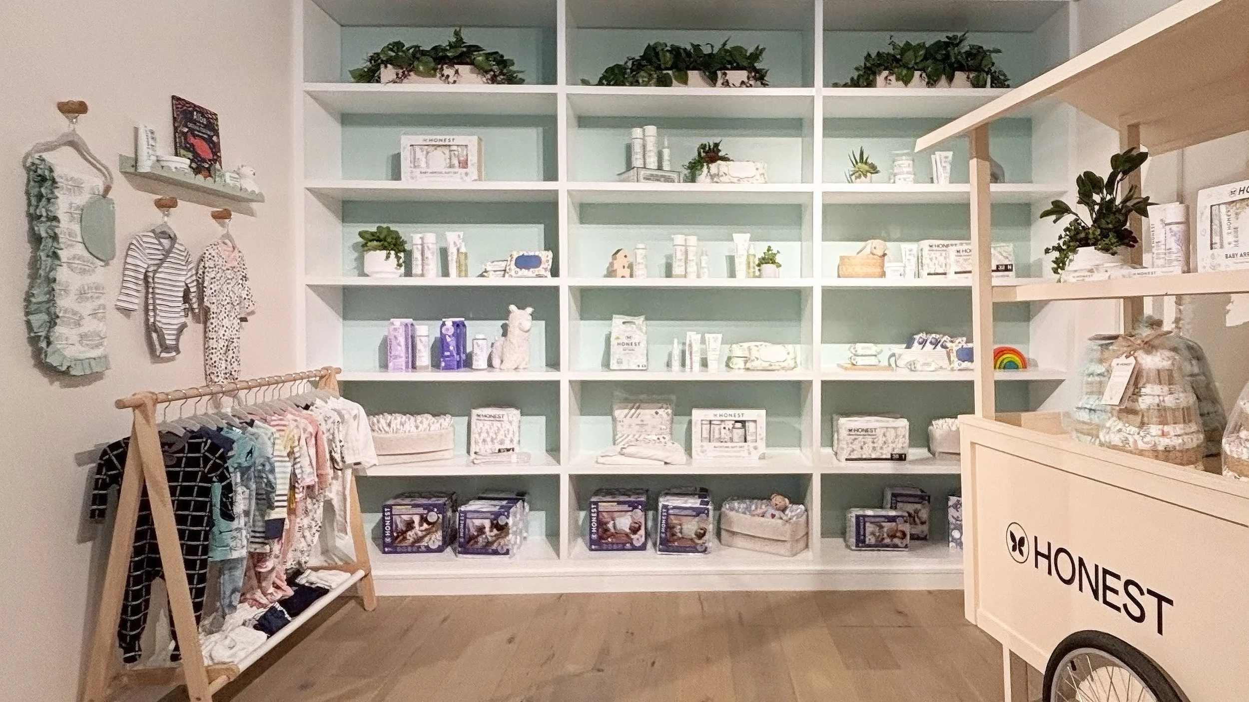 HonestCo_Showroom_Visual_Merchandising_Styling_Nursery_03.jpg