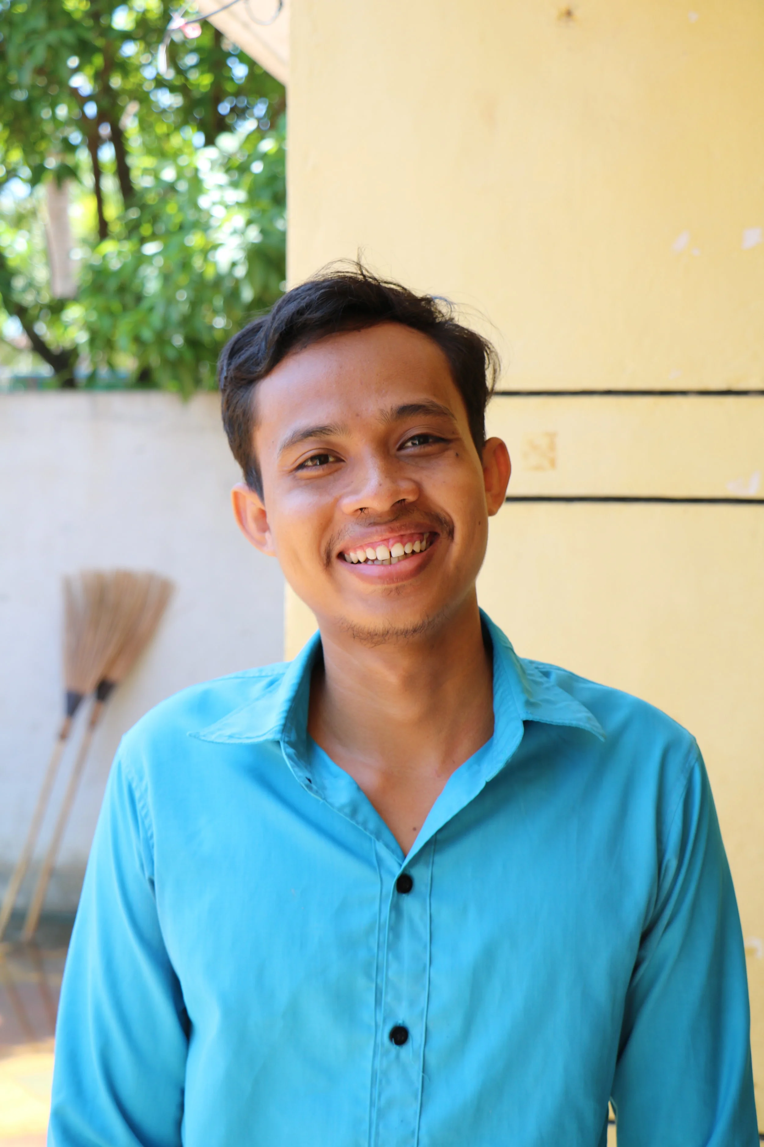 Teacher Samnieng