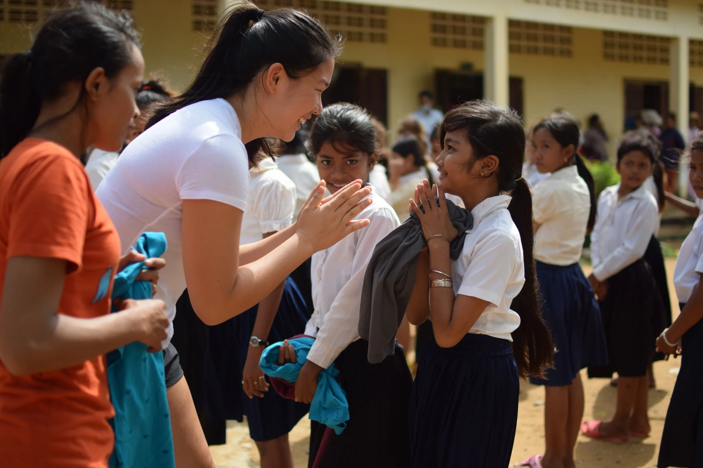 Delivering clothing to the Banan TASSEL School, summer 2016.