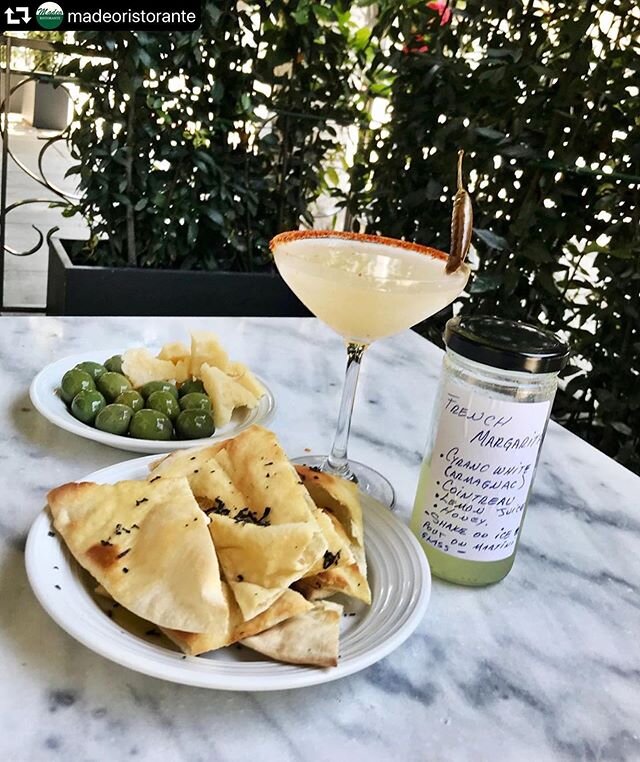 &ldquo;Sipping on cocktails minus the hassle of making them - we&rsquo;ve got you! Call us to order our pre-made cocktails to go. Let us do the job, all you have to do is enjoy🍸#frenchmargarita @cyranoarmagnac&rdquo; #ShakeArmagnac .
.
.
.
.
Repost 