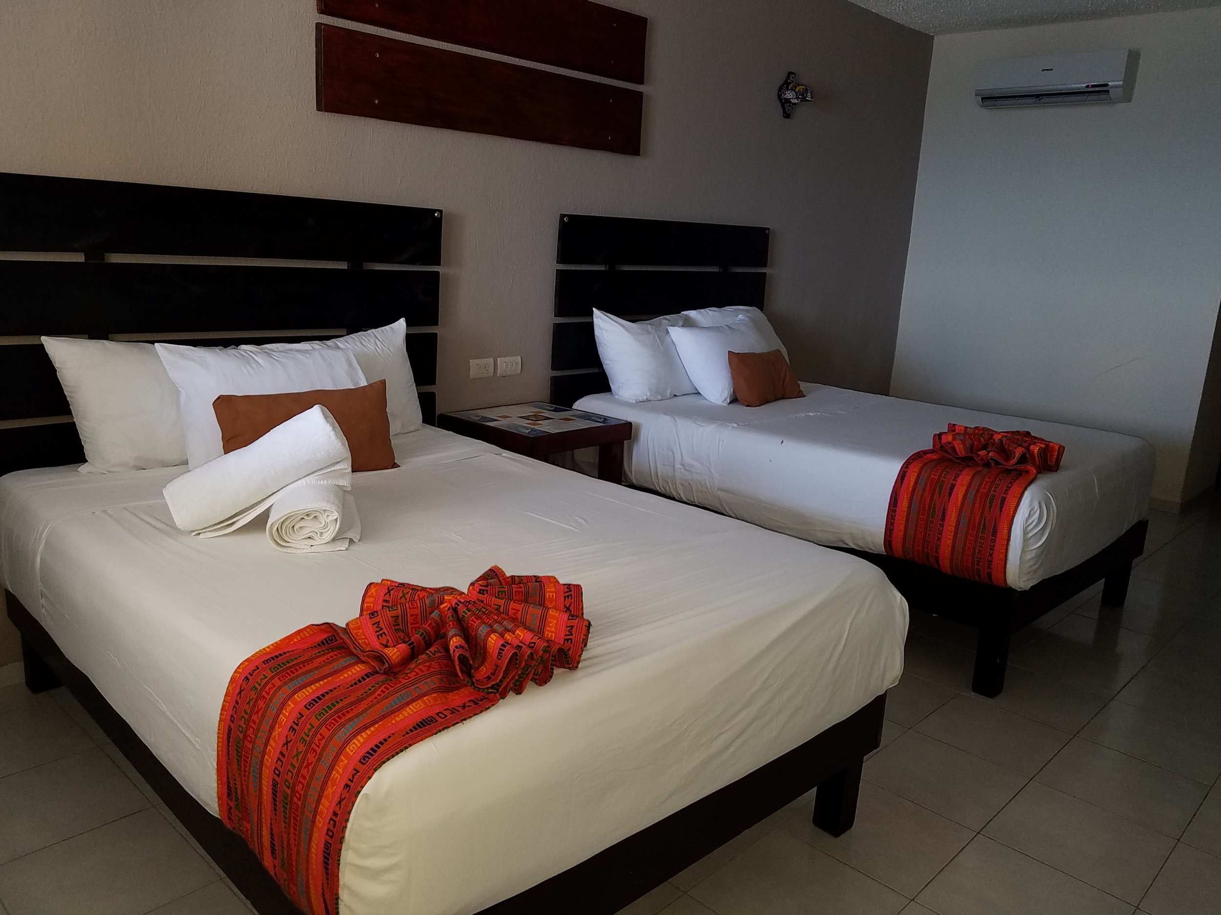 Room - Hotel Hacienda Morelos