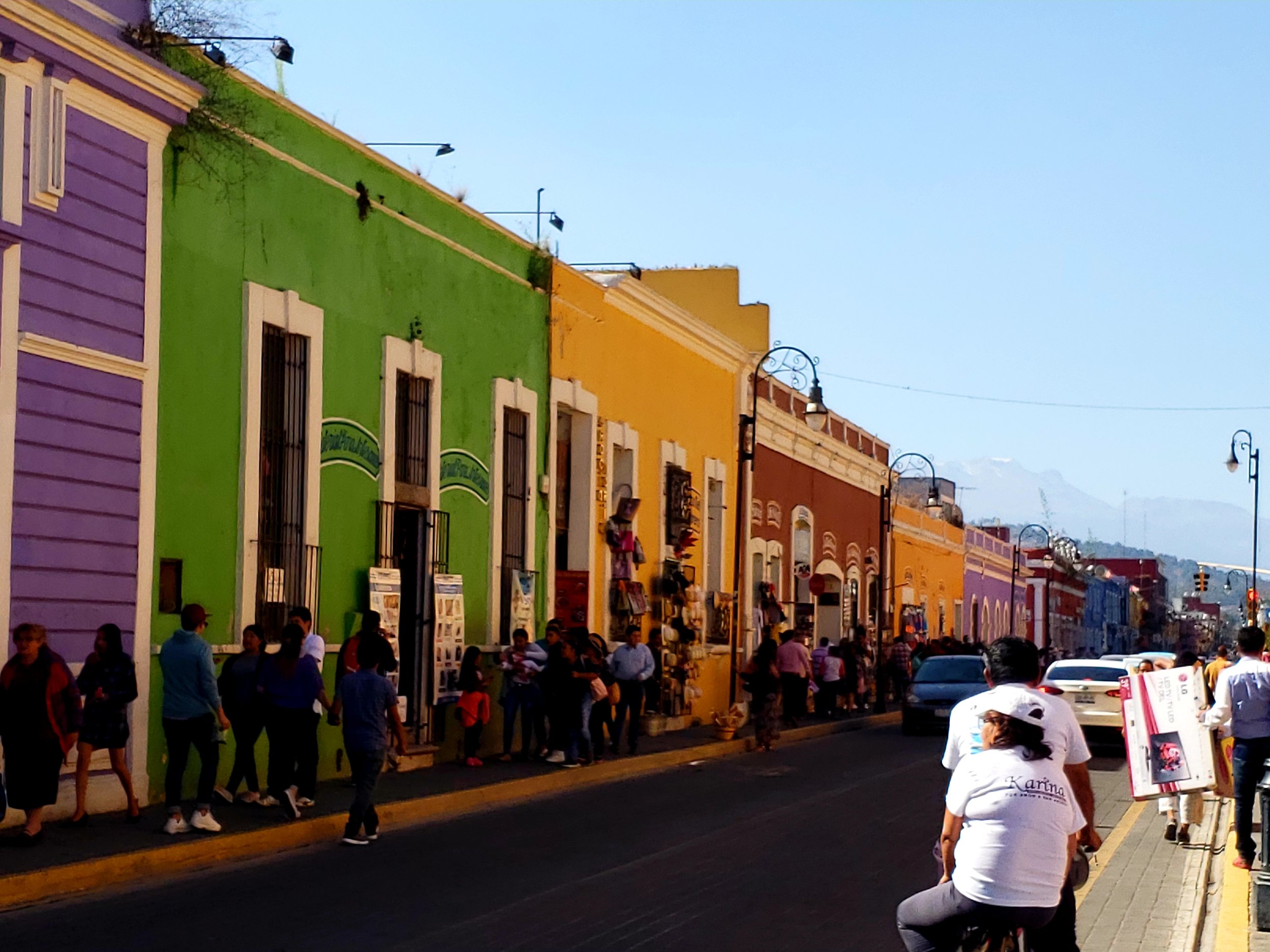 Street scene in Cholula