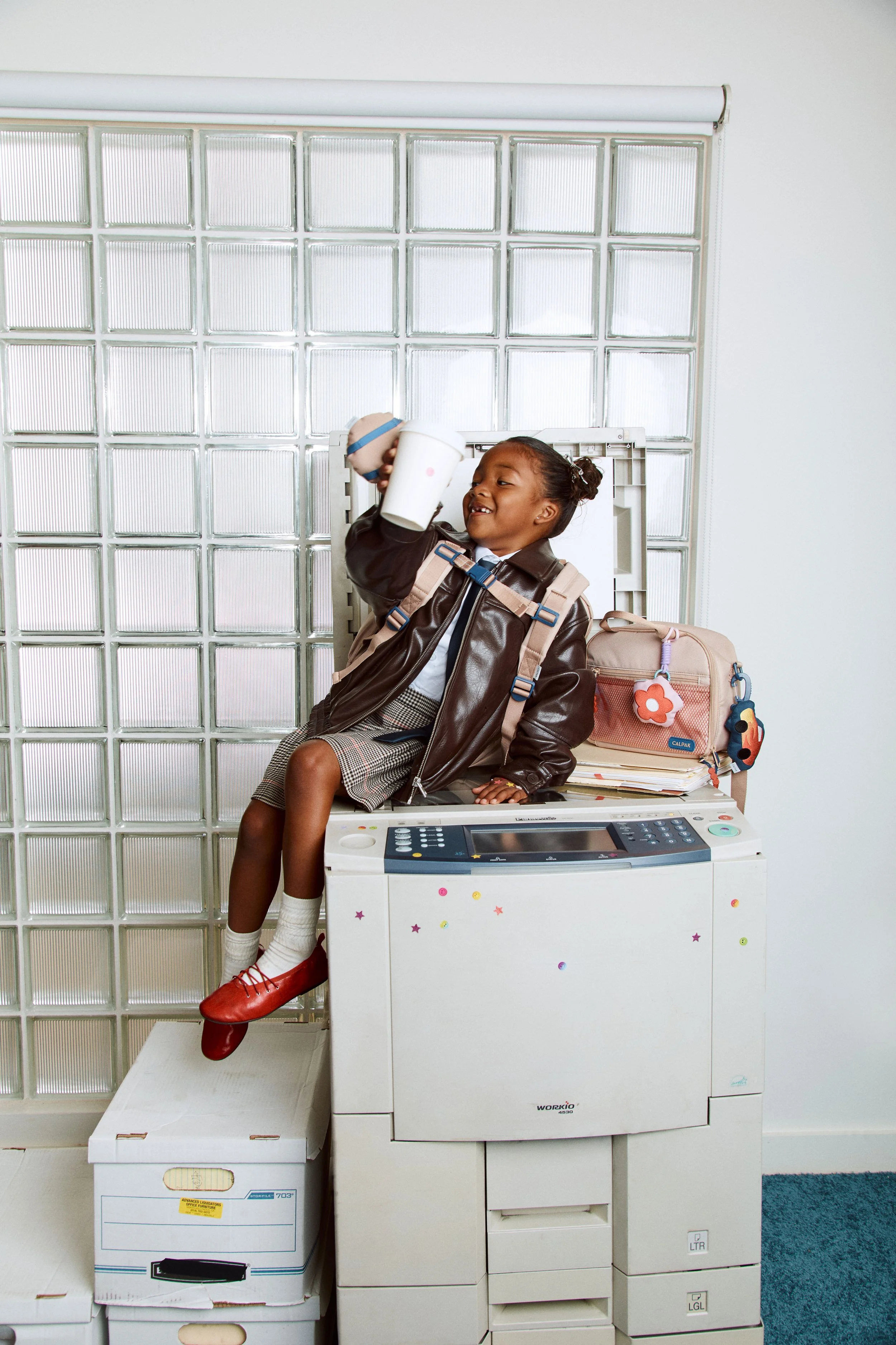 BENJO_CALPAK_KIDS_HQ_04_COPY_MACHINE_1294.jpg