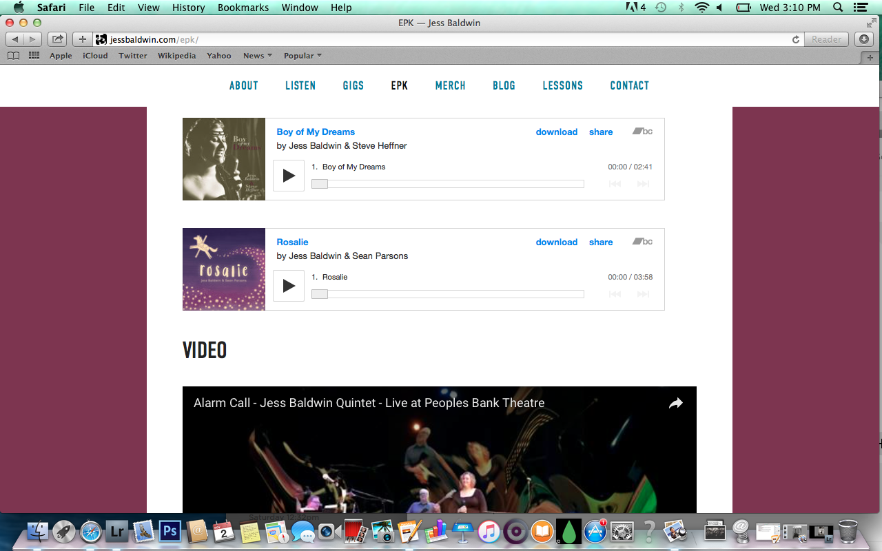 Jess Baldwin has a great example of an EPK on her website: http://jessbaldwin.com/epk/