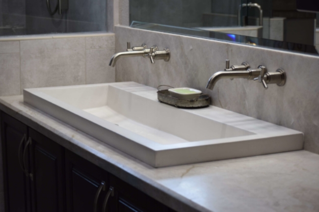 Fixer-Upper-Modern-country-style-double-sink