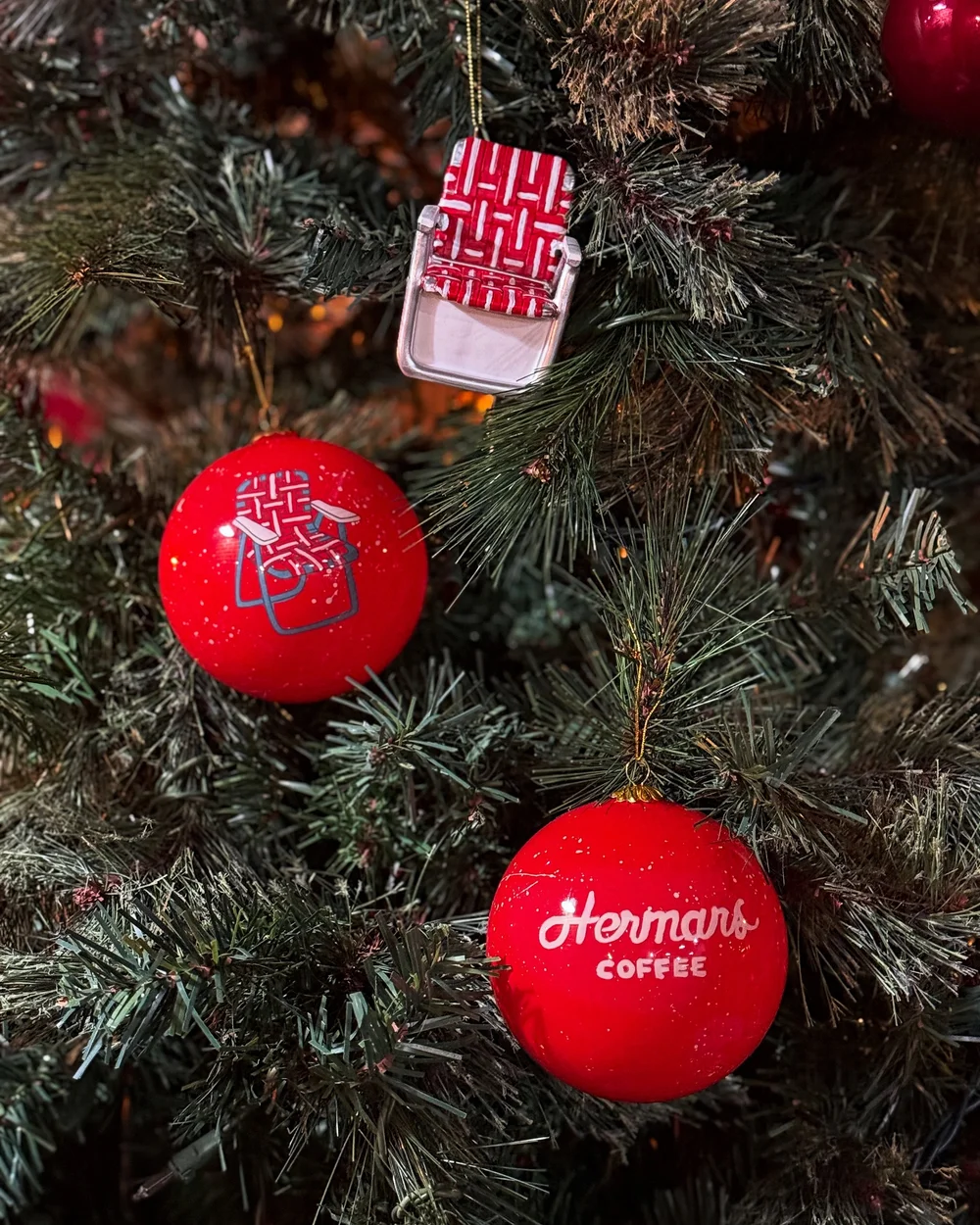 Lawn Chair Holiday Ornament — HERMAN'S COFFEE