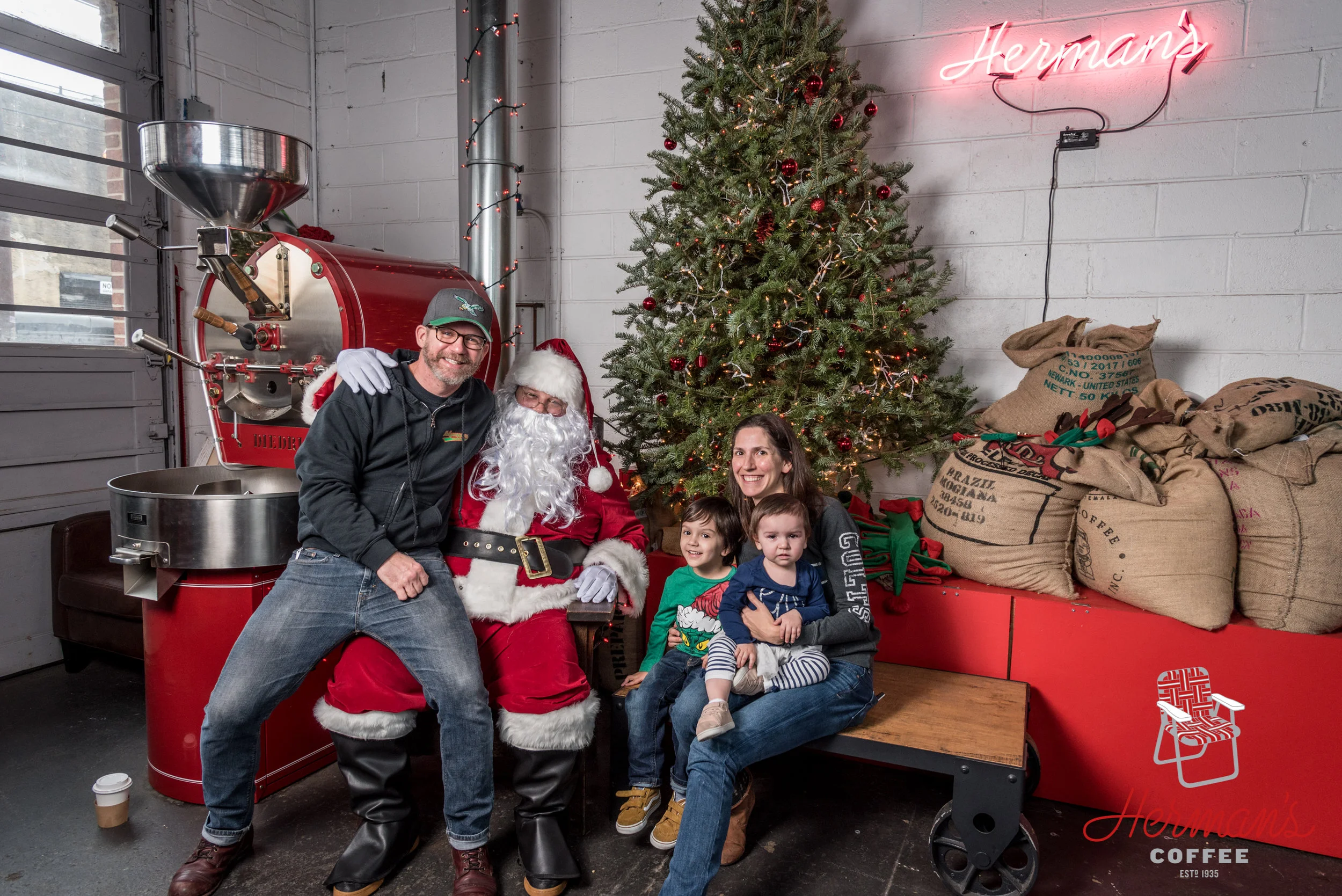 HermansCafe_Santa2018-125.jpg