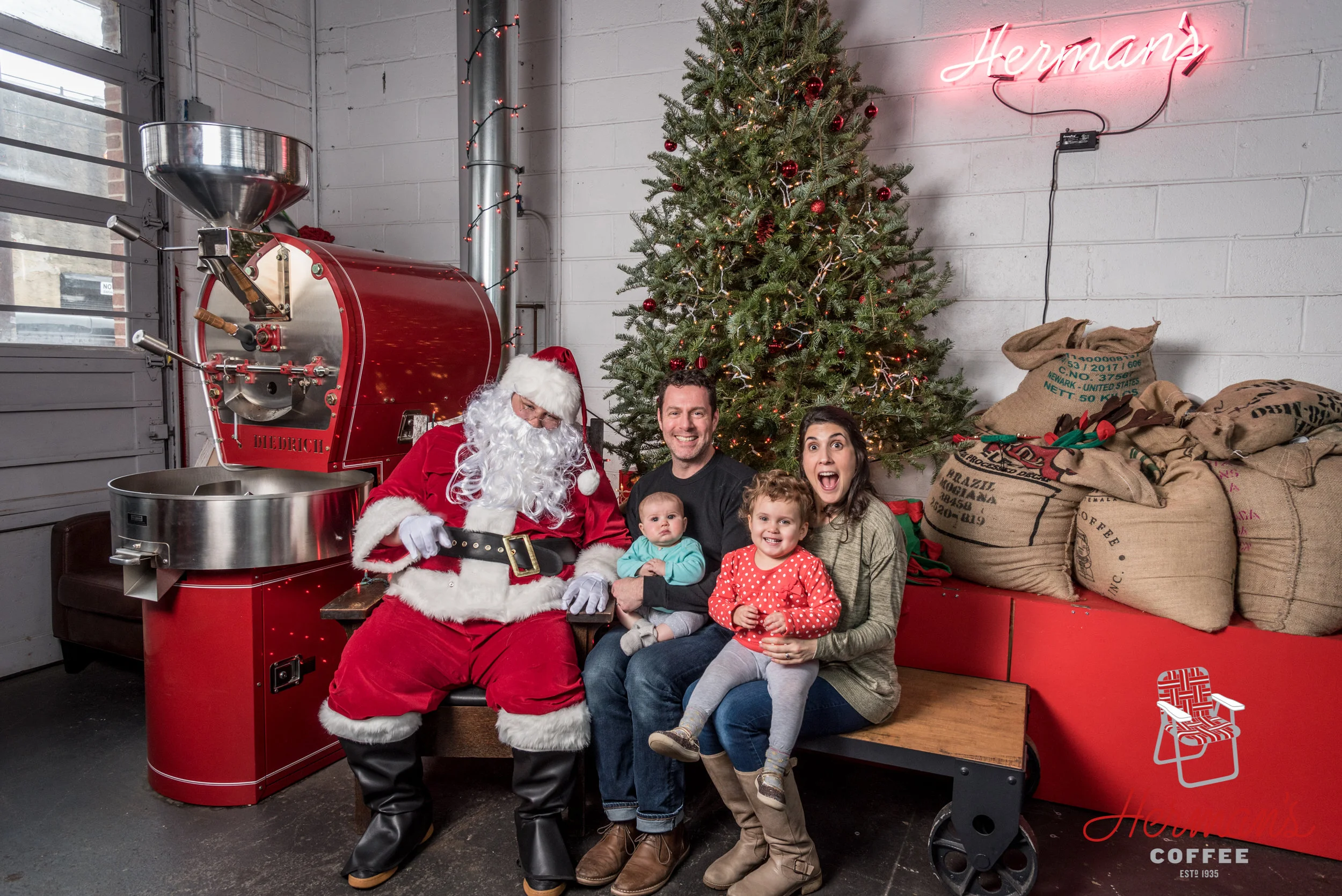 HermansCafe_Santa2018-130.jpg