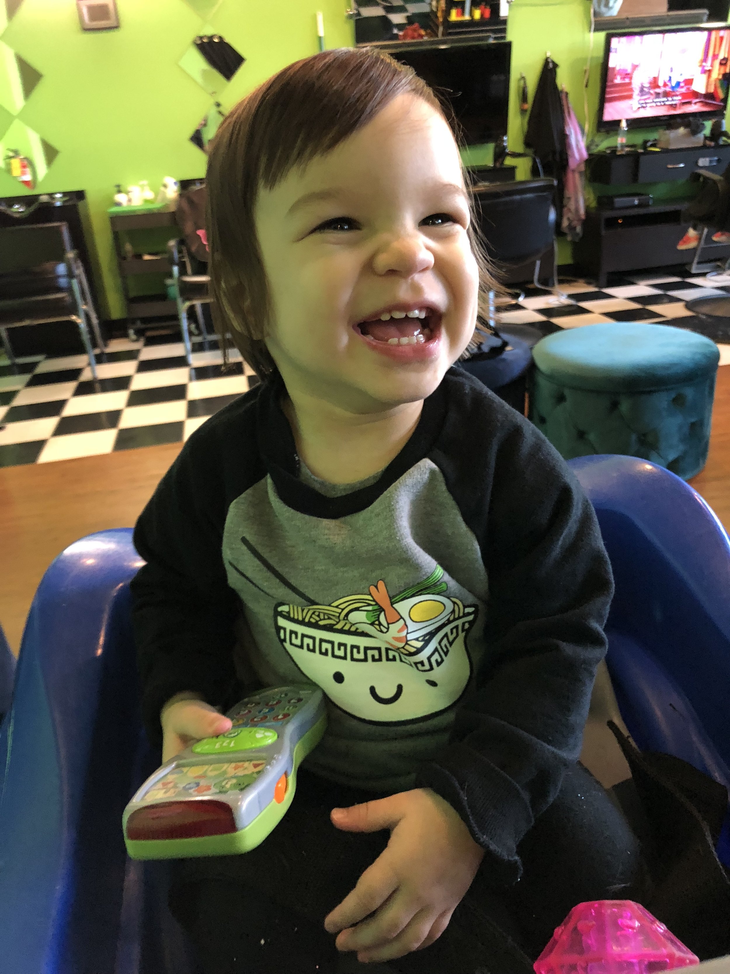 Someone got their hair did today