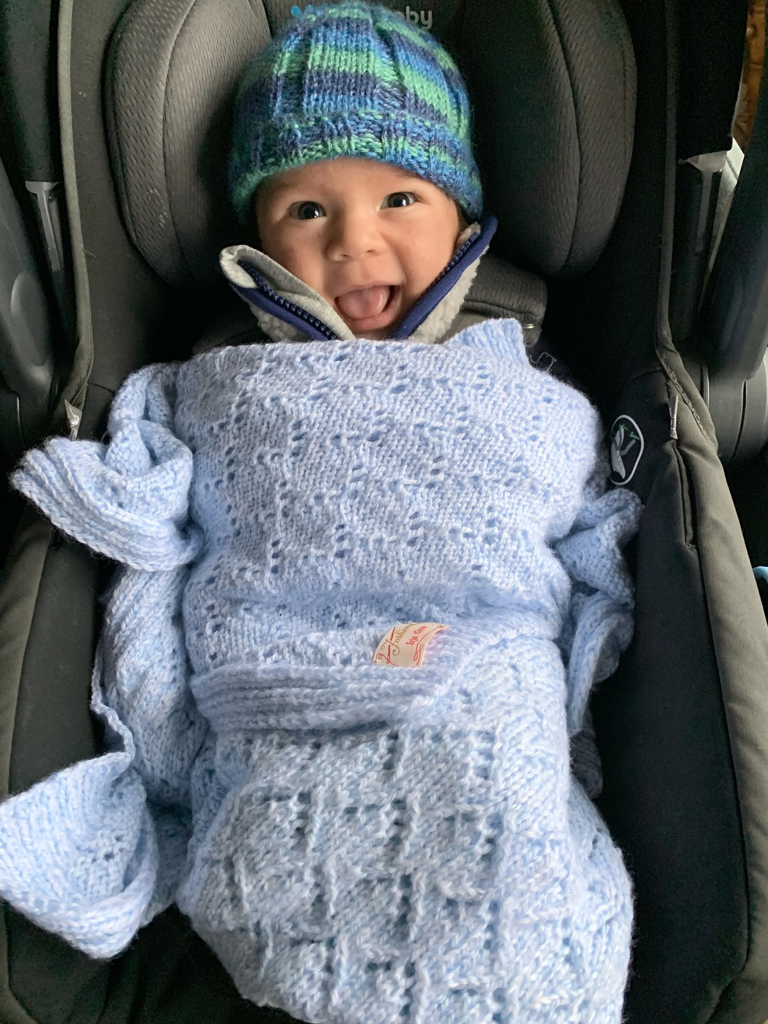 Holmes’ new blanket from friends