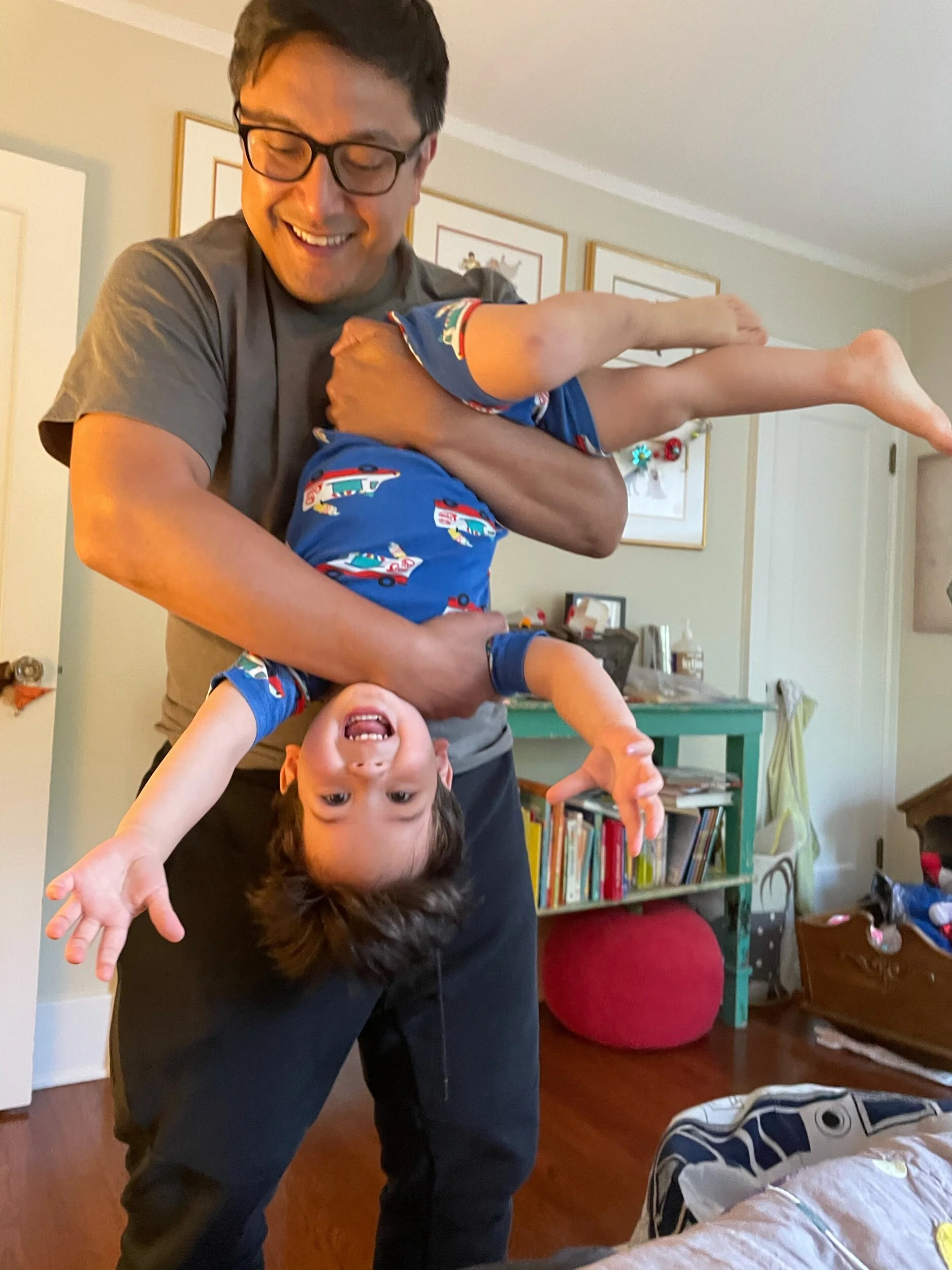 Bedroom escape artist