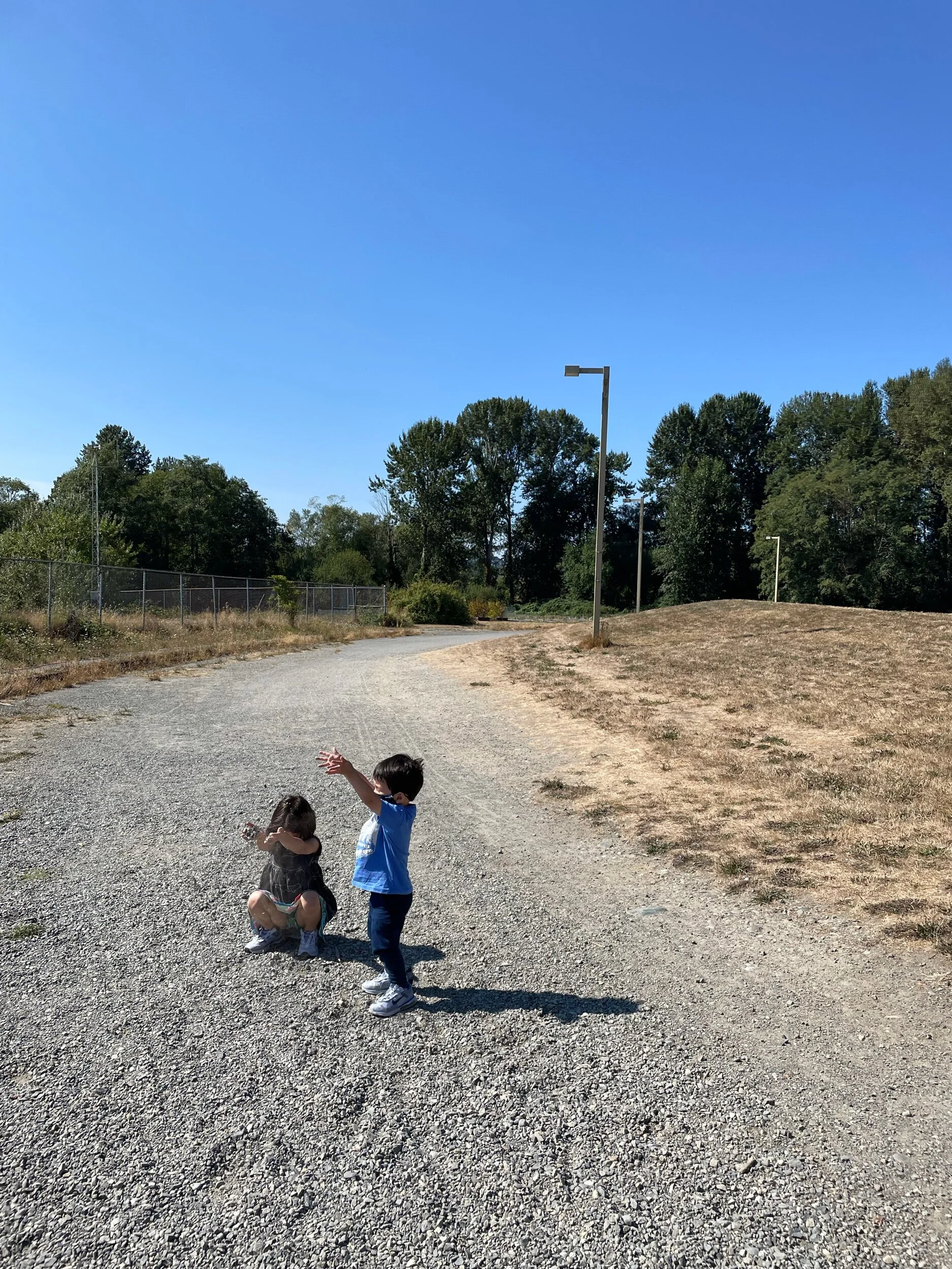 Forecast: Gravel showers