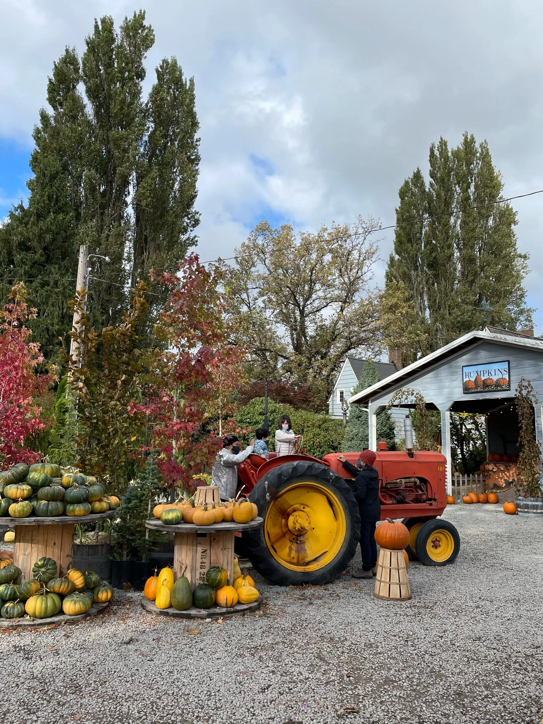 Tractor safety support crew