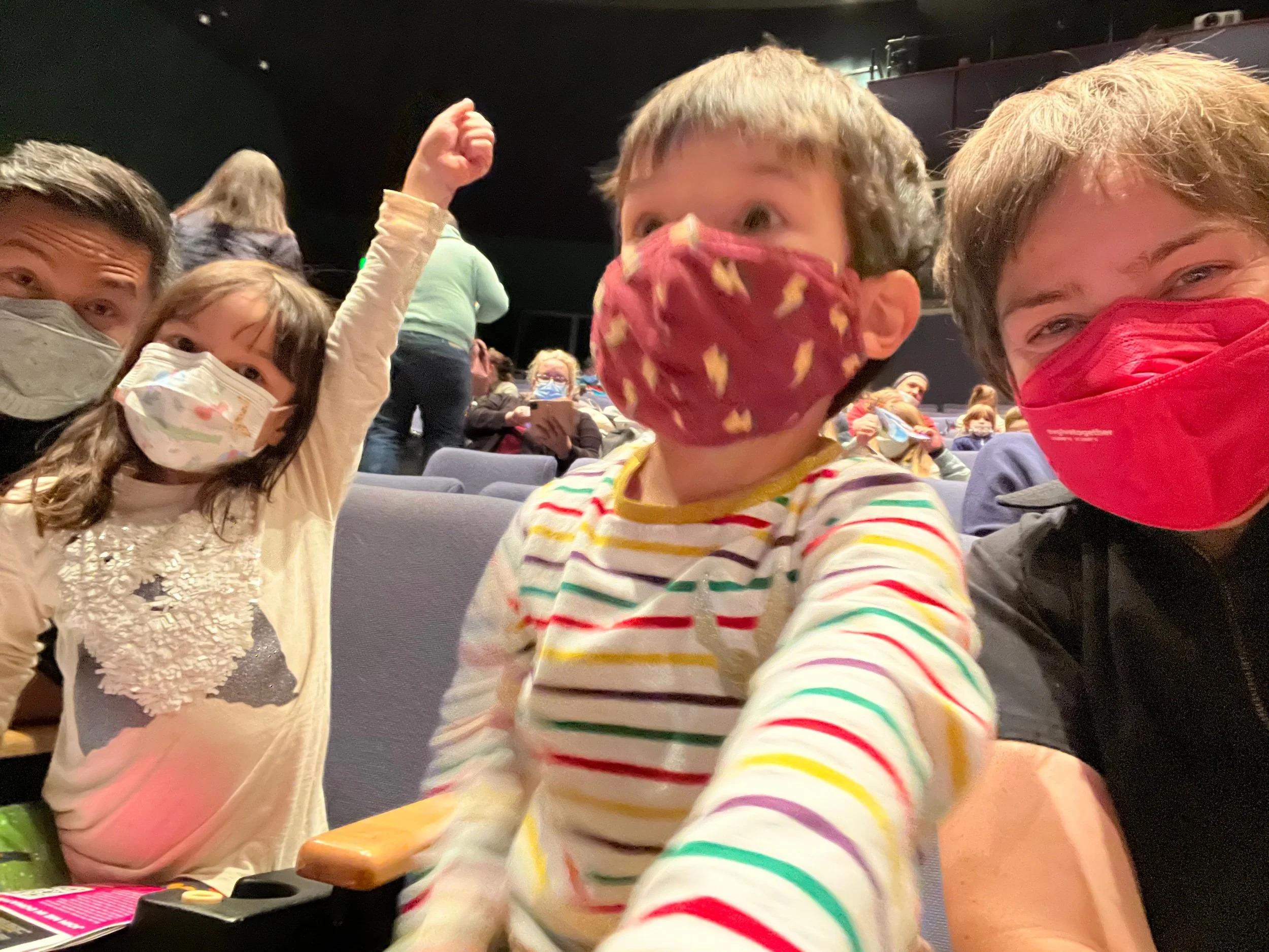 Paddington Saves Christmas