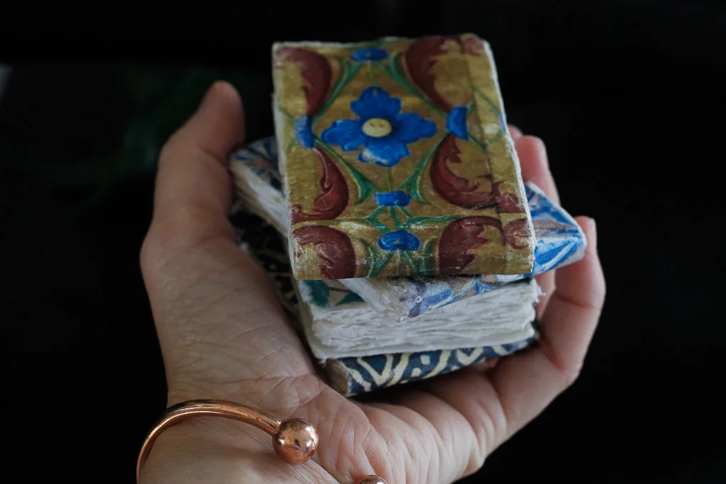 broken-tiles-miniature-watercolour-journal-set-6.jpg