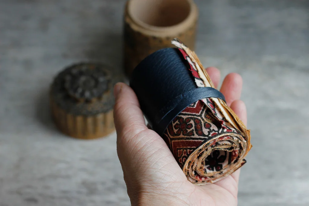 miniature-watercolour-scroll-19.jpg