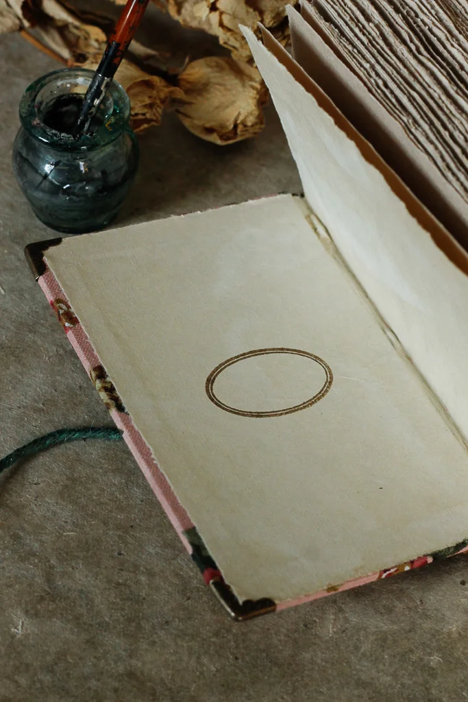 vintgae-roses-journal (21 of 39).jpg