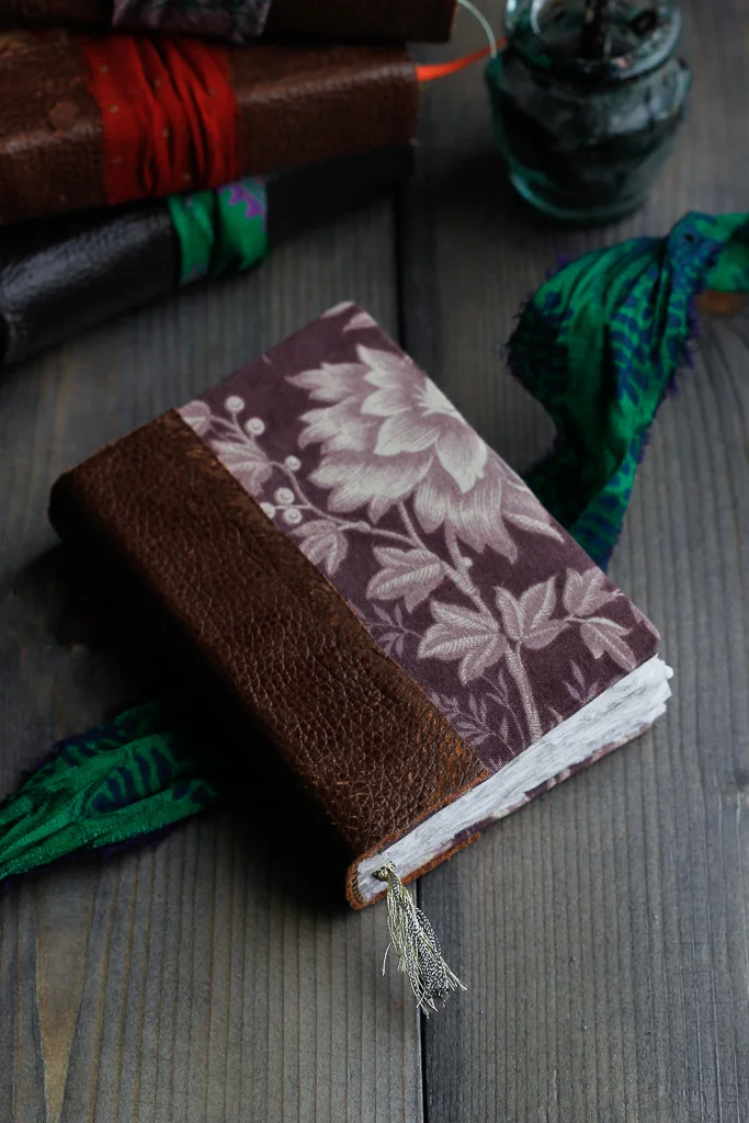 miniature-art-journals-a7-lotusblubookart (18 of 44).jpg