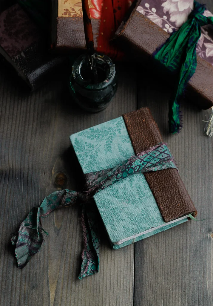 miniature-art-journals-a7-lotusblubookart (28 of 44).jpg