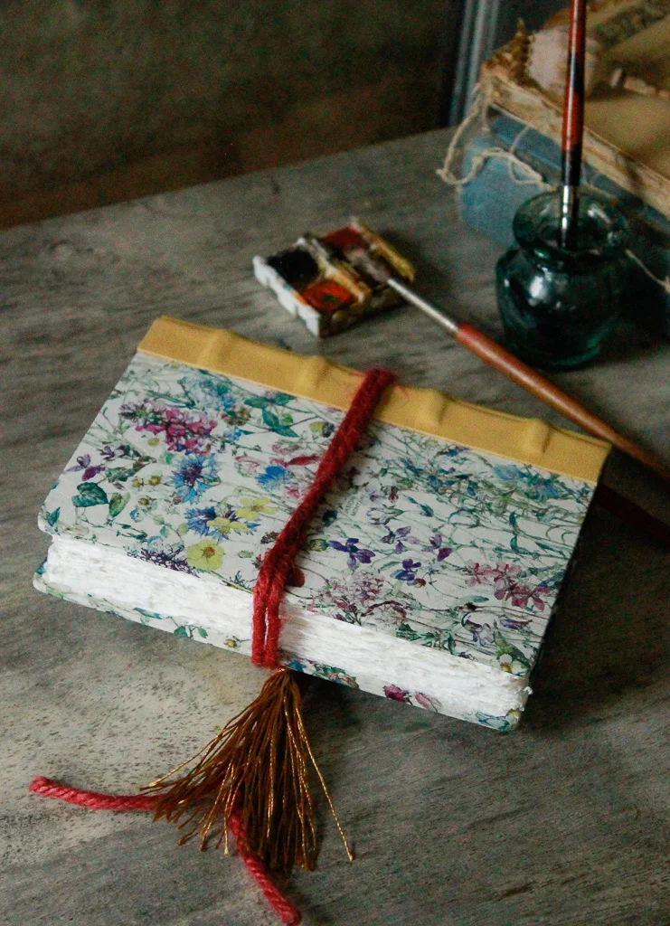 handmade-cotton-rag-watercolour-journals (81 of 82).jpg