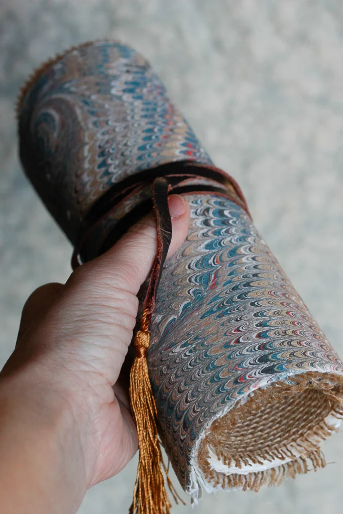 marbled-artist-scroll (20 of 54).jpg