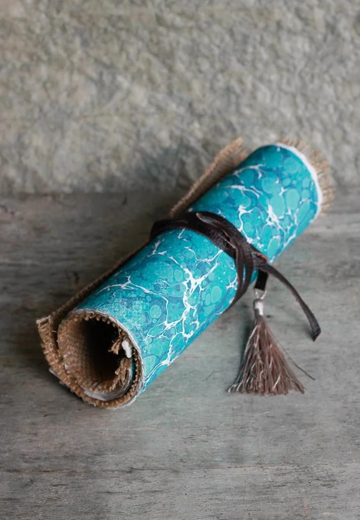 marbled-artist-scroll (35 of 54).jpg