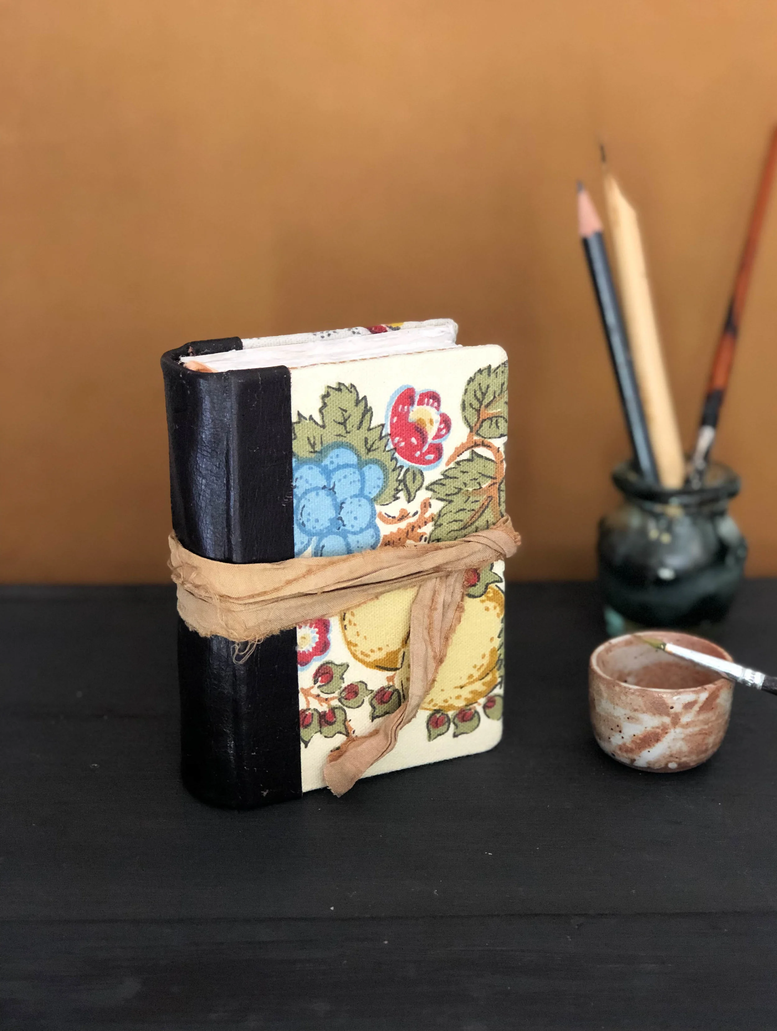 tiny-tomes-watercolour-journal-colonial-collection-102.jpg