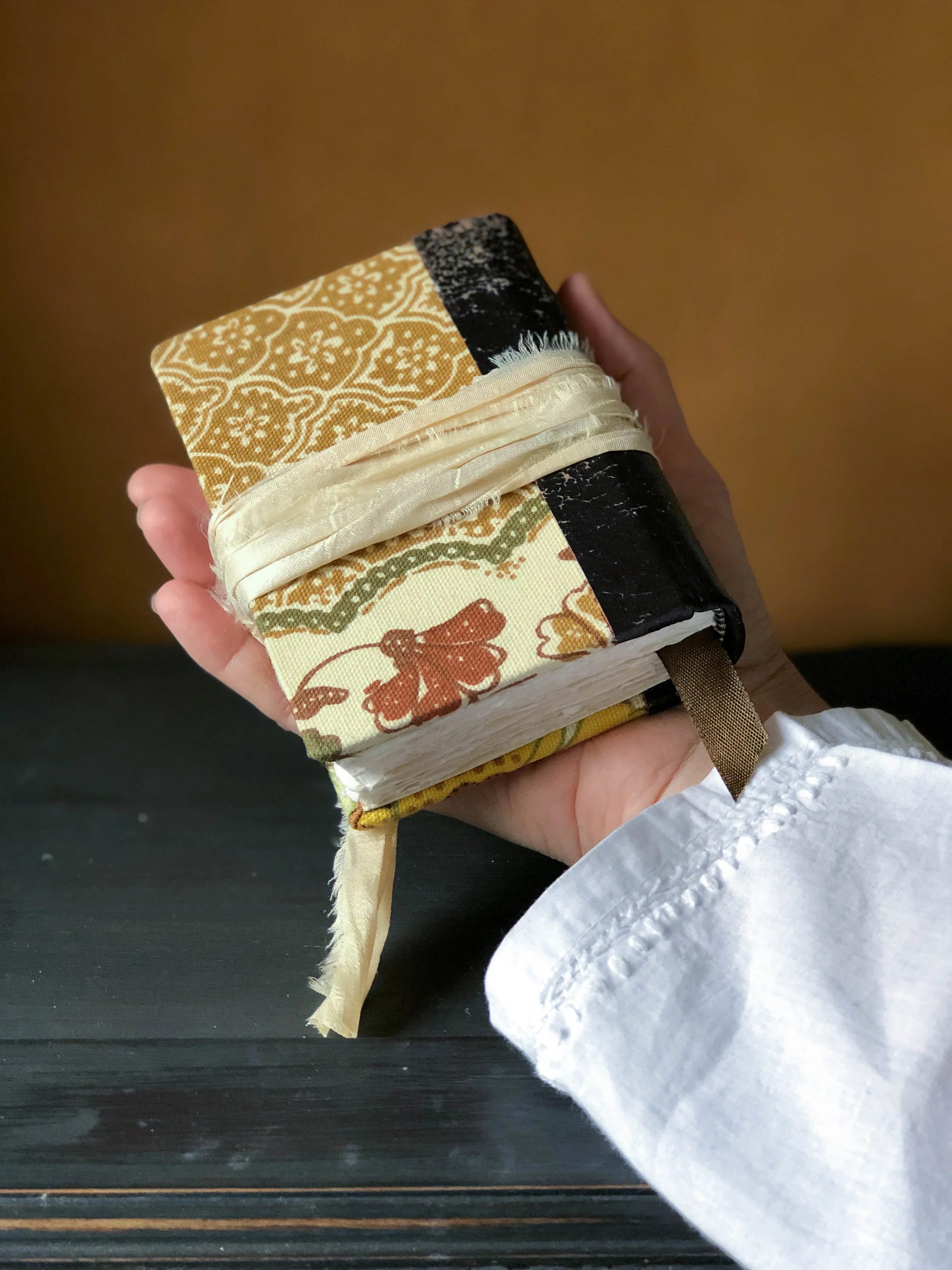 tiny-tomes-watercolour-journal-colonial-collection-47.jpg
